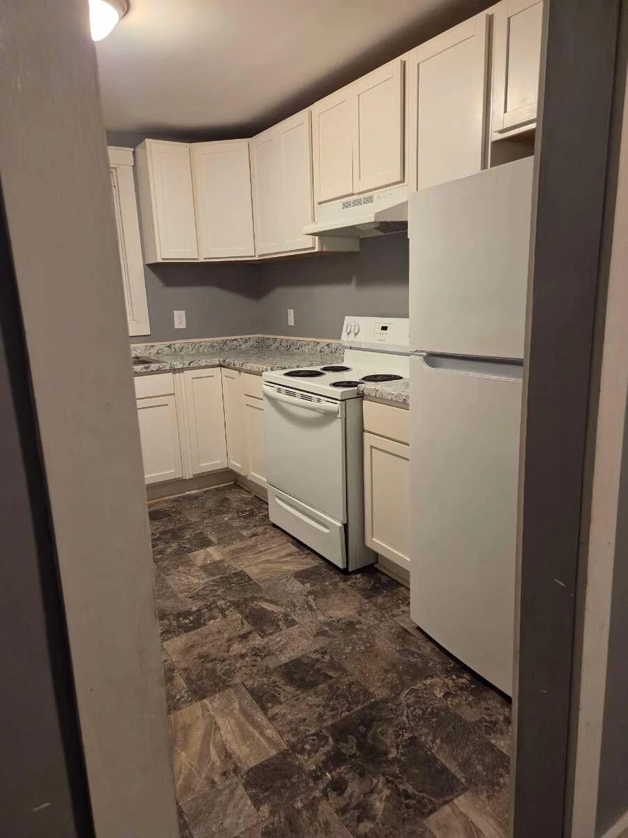 2402 Winthrop AVE - Photo 13