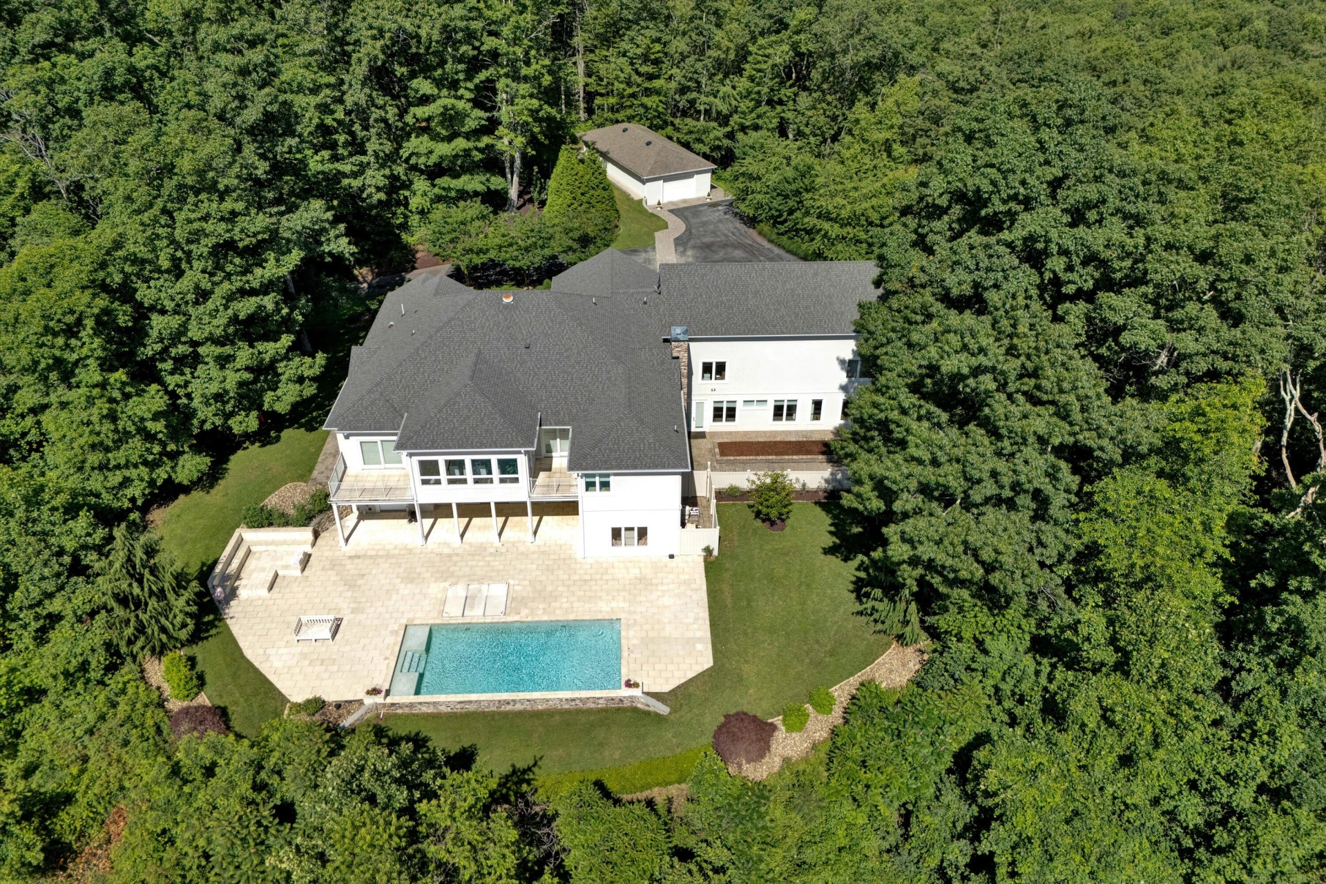 10947 Bottom Creek RD