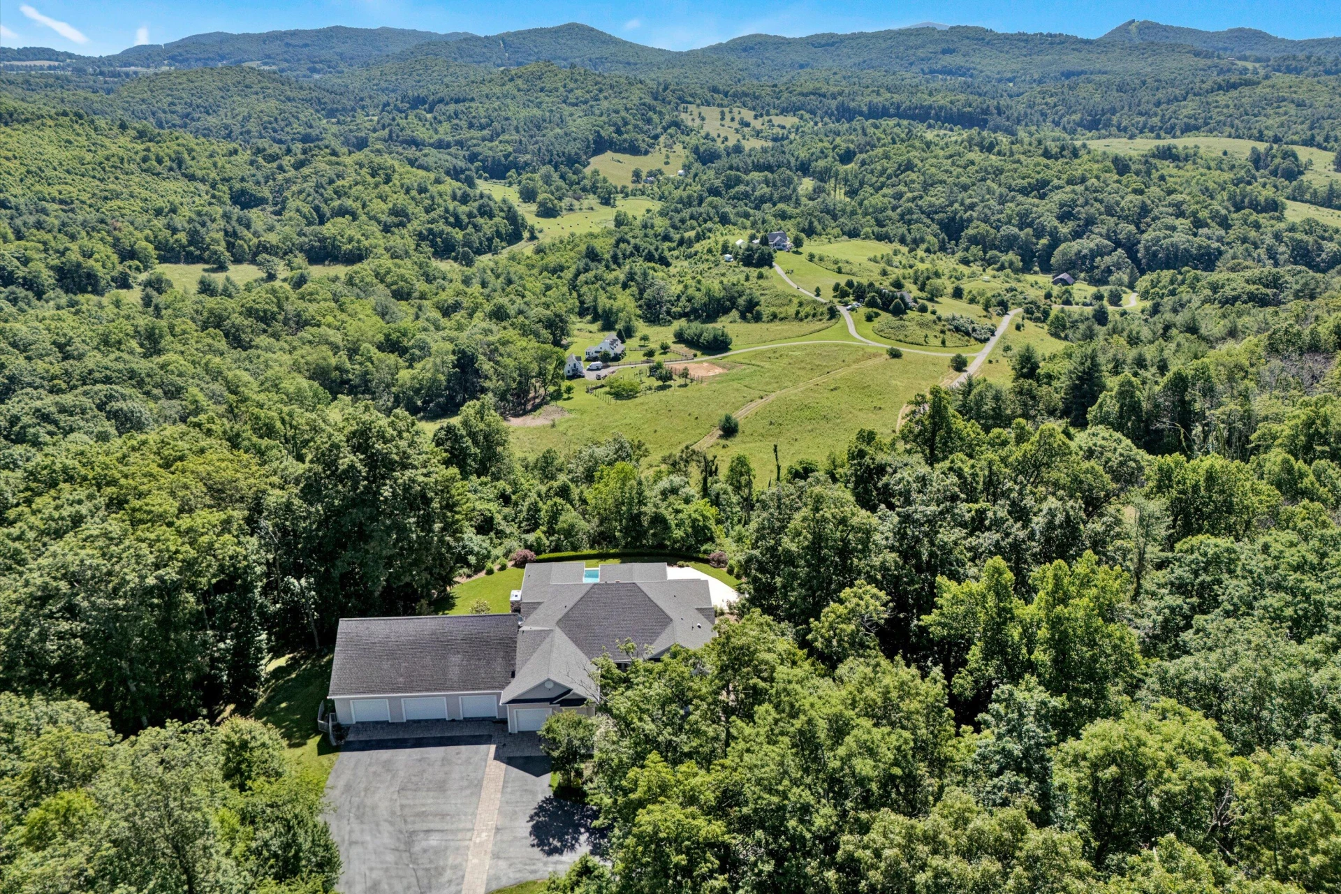 10947 Bottom Creek RD - Photo 68