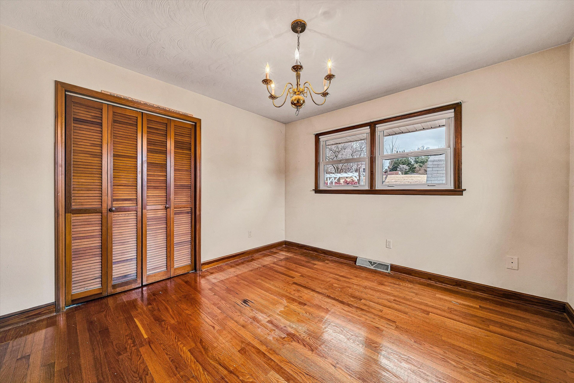6641 Bryant CIR - Photo 23