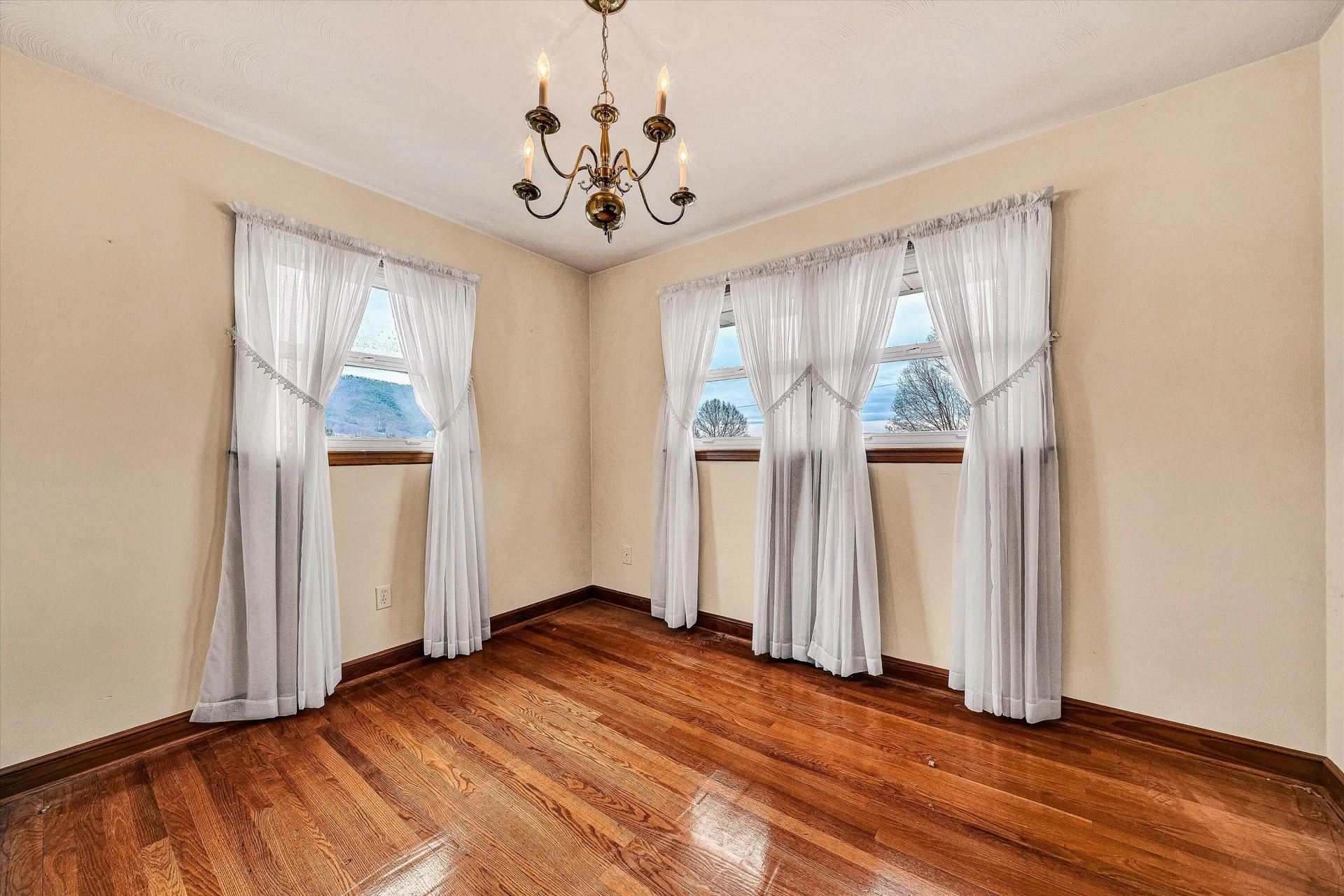 6641 Bryant CIR - Photo 26