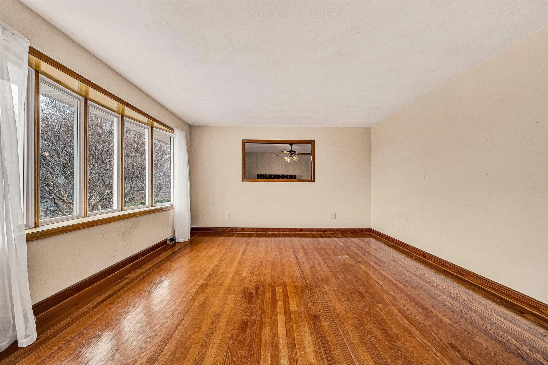 6641 Bryant CIR - Photo 6