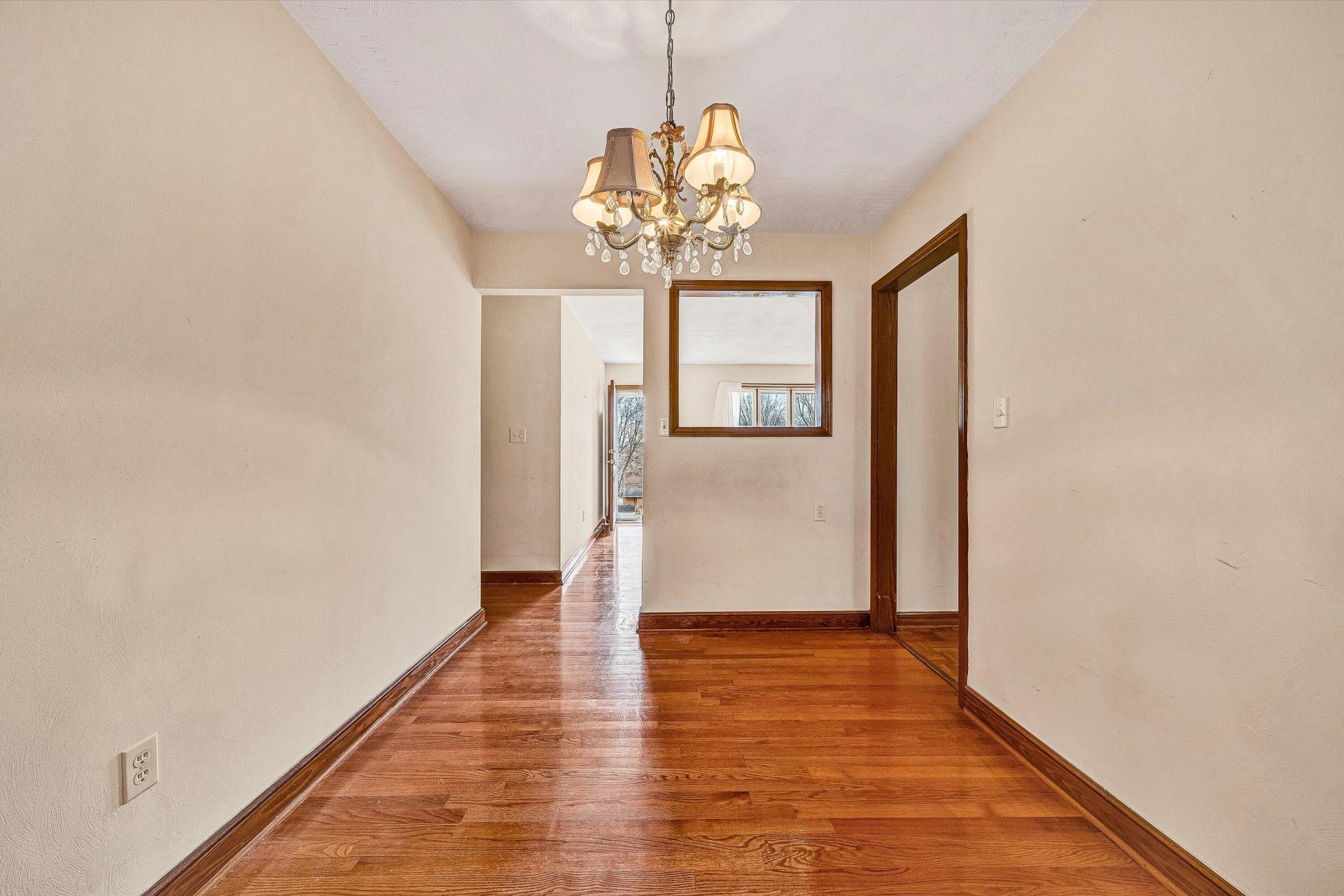 6641 Bryant CIR - Photo 9