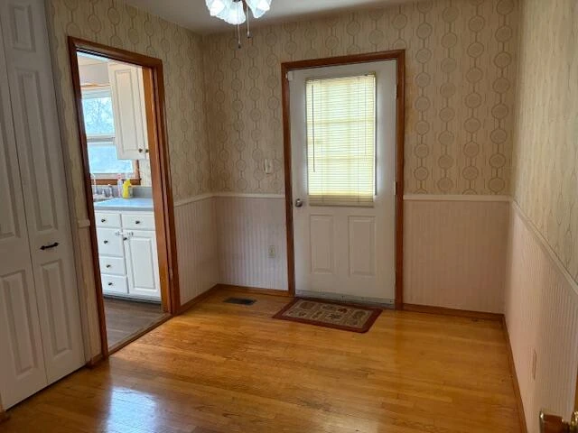4970 FLORIST RD - Photo 8