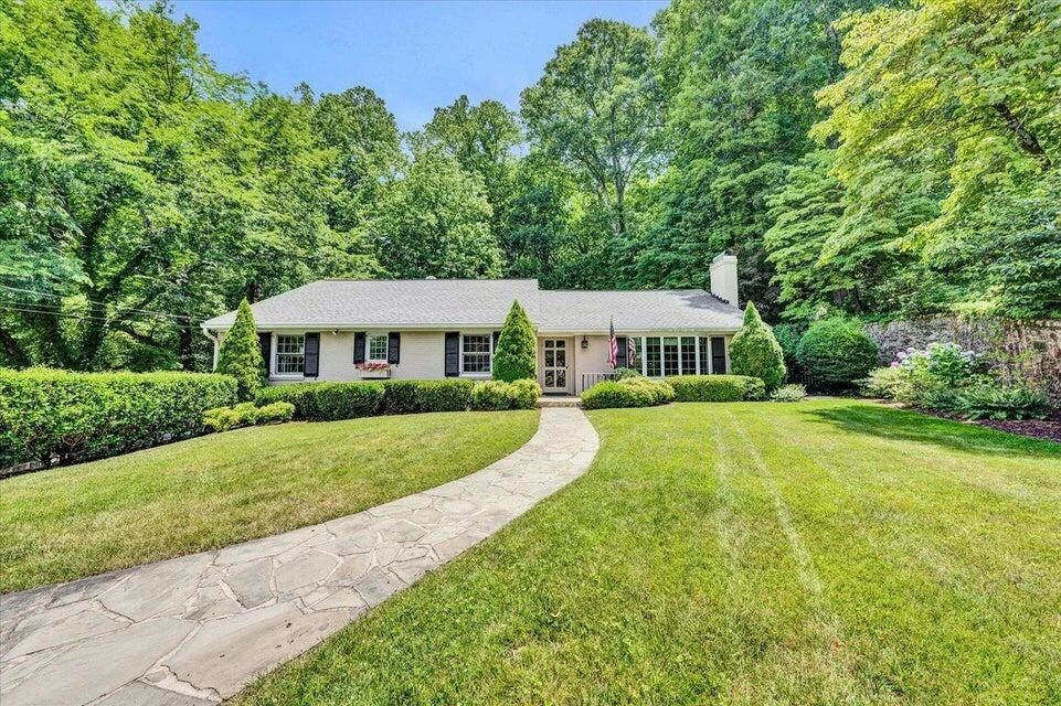 3001 Burnleigh RD
