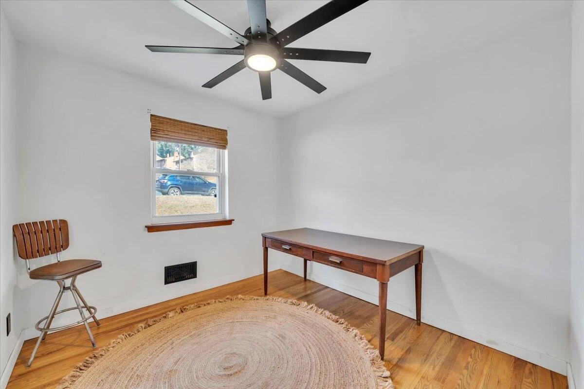 951 Hartsook BLVD - Photo 19