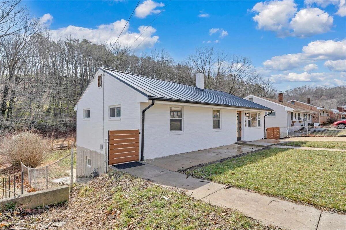 951 Hartsook BLVD - Photo 39