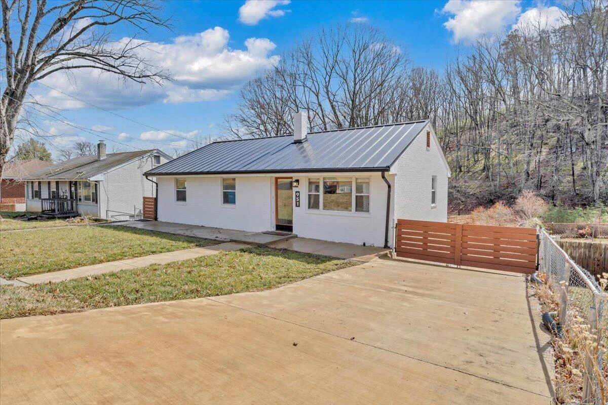951 Hartsook BLVD - Photo 40