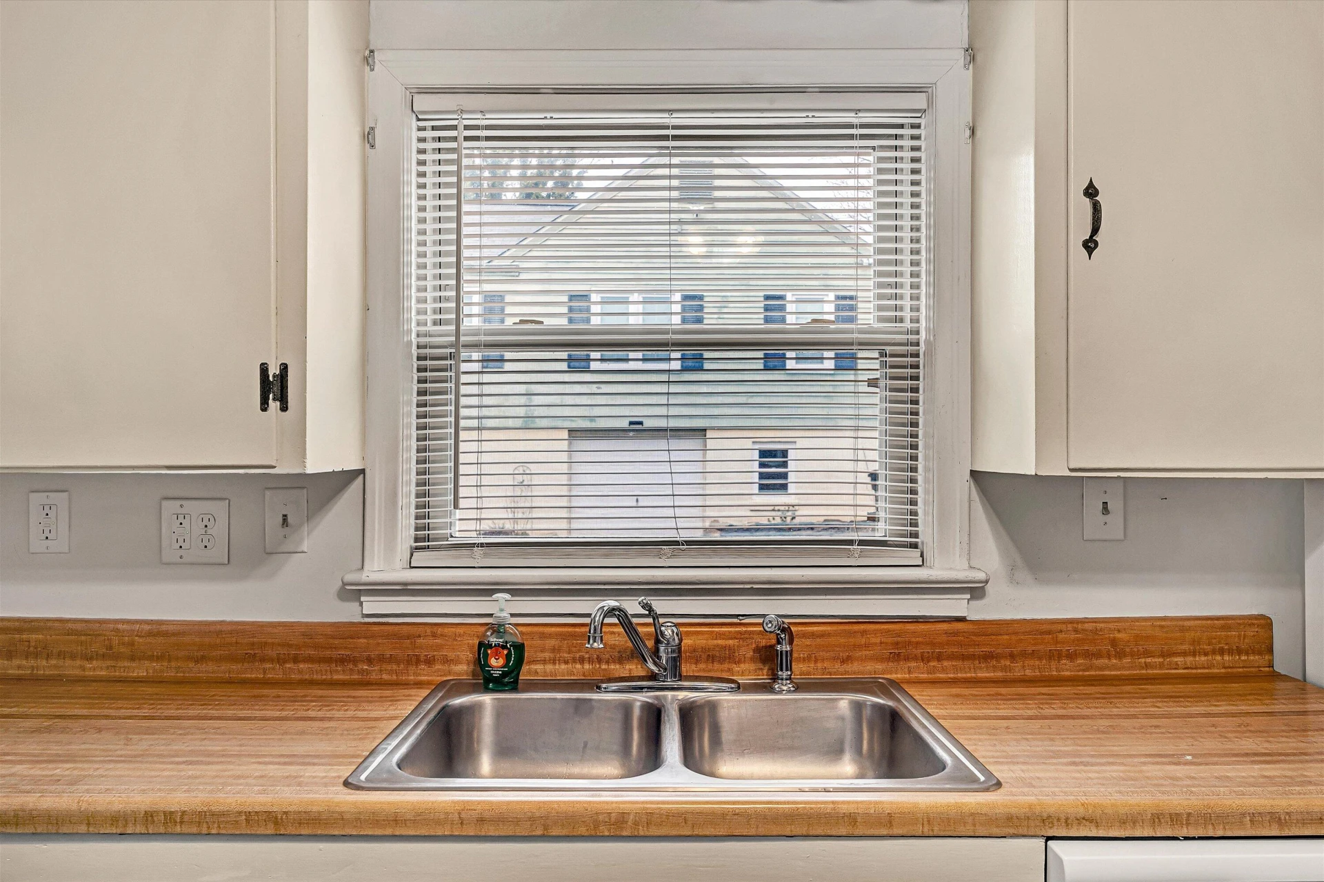3625 Brandywine AVE - Photo 11