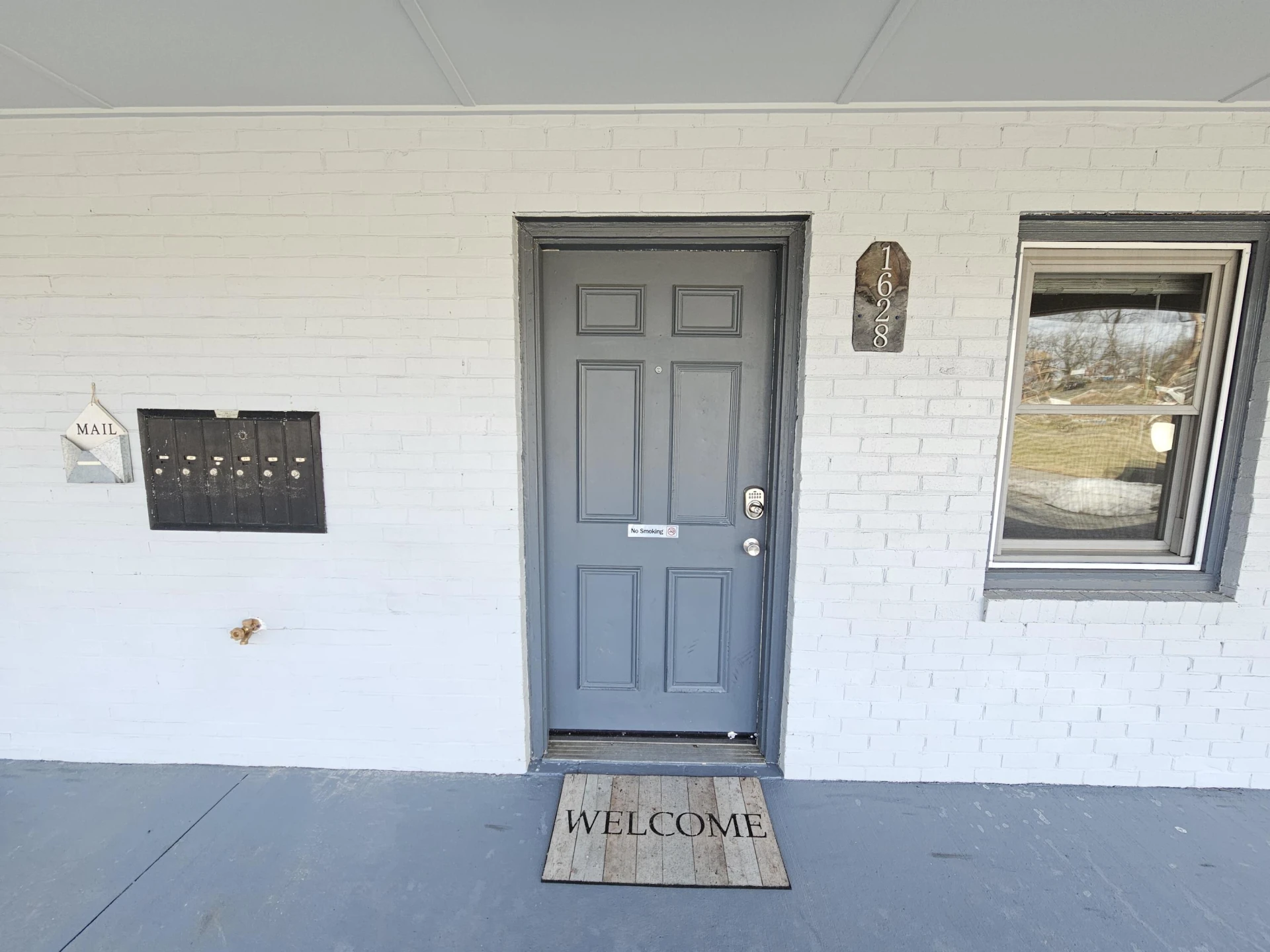 1622 Roanoke AVE - Photo 21