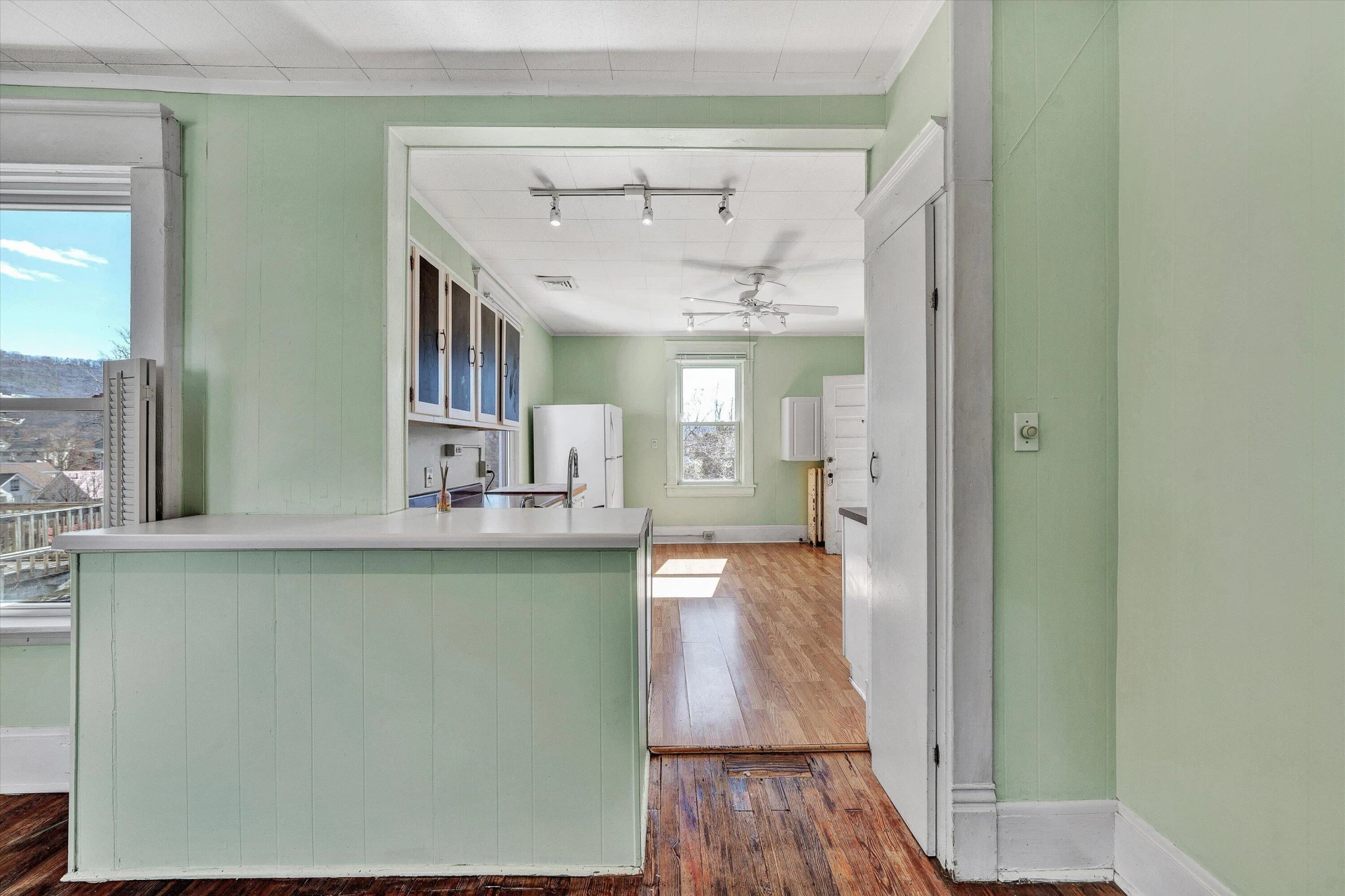 430 Allison AVE - Photo 40