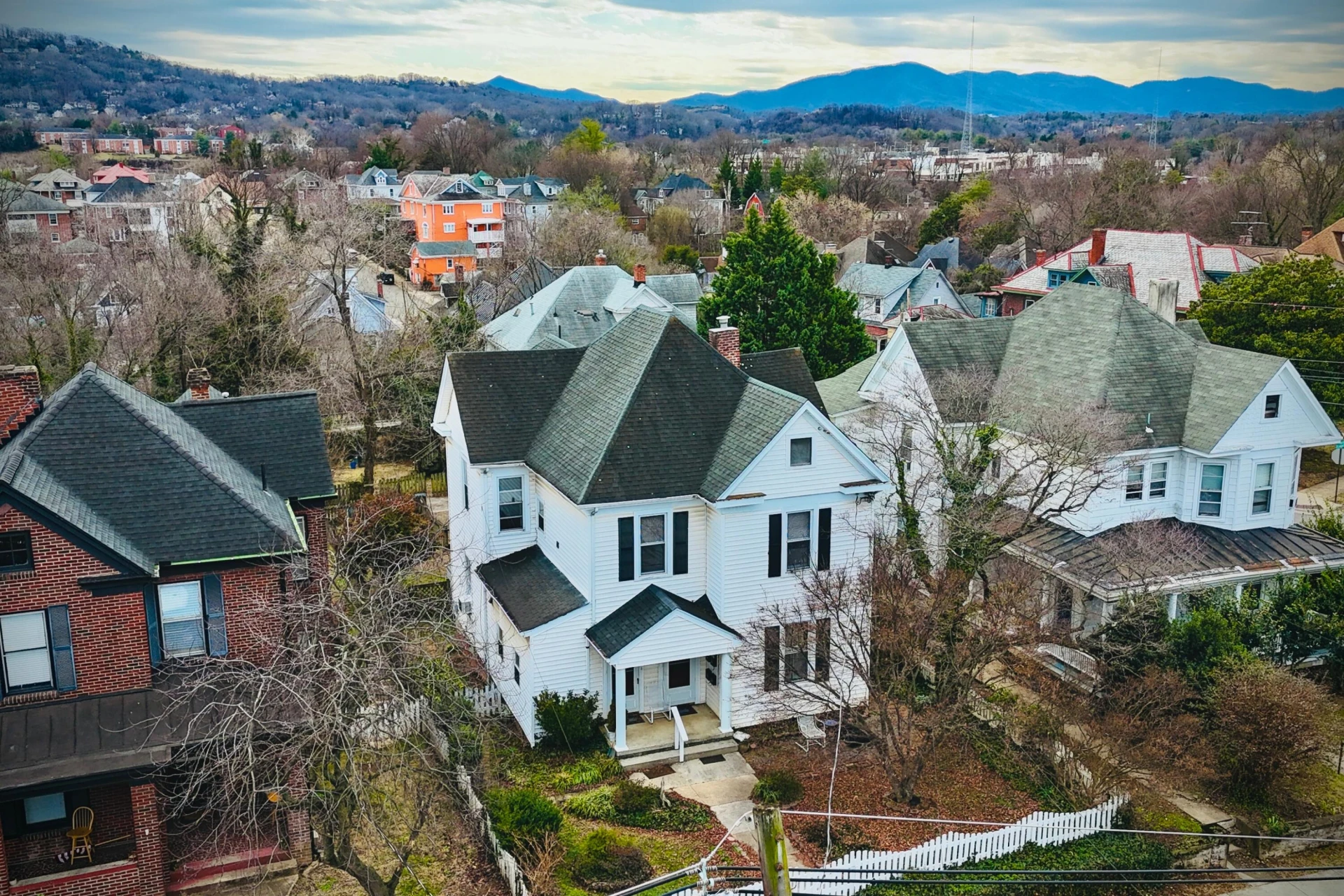 430 Allison AVE - Photo 6