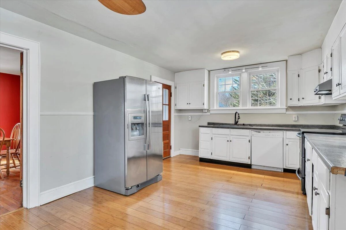 2704 Floraland DR - Photo 17