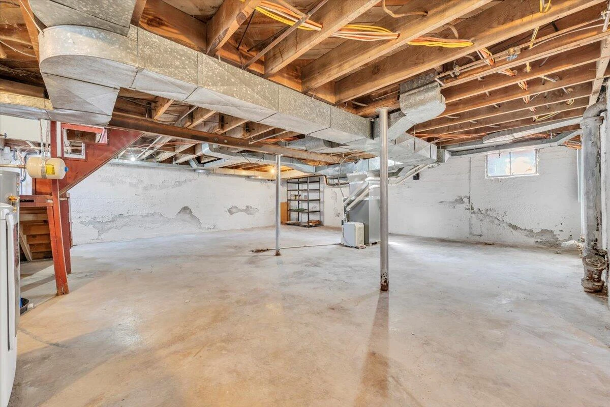 2704 Floraland DR - Photo 36