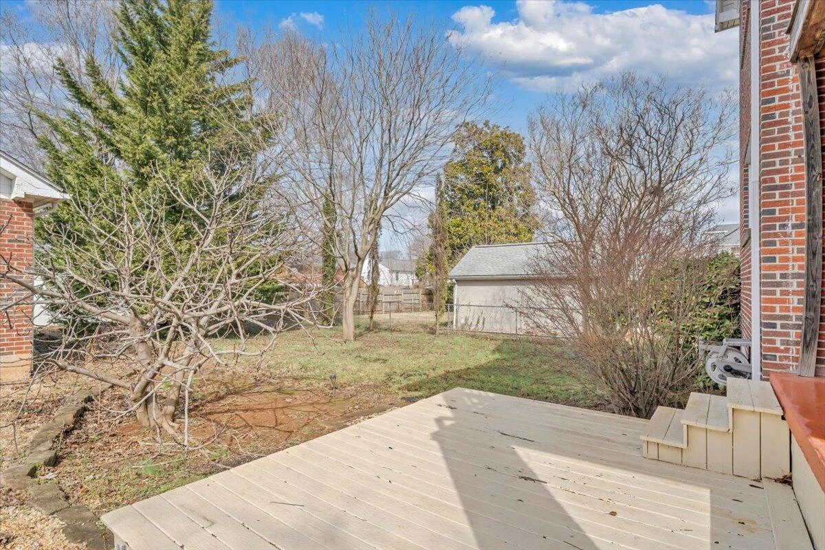 2704 Floraland DR - Photo 46