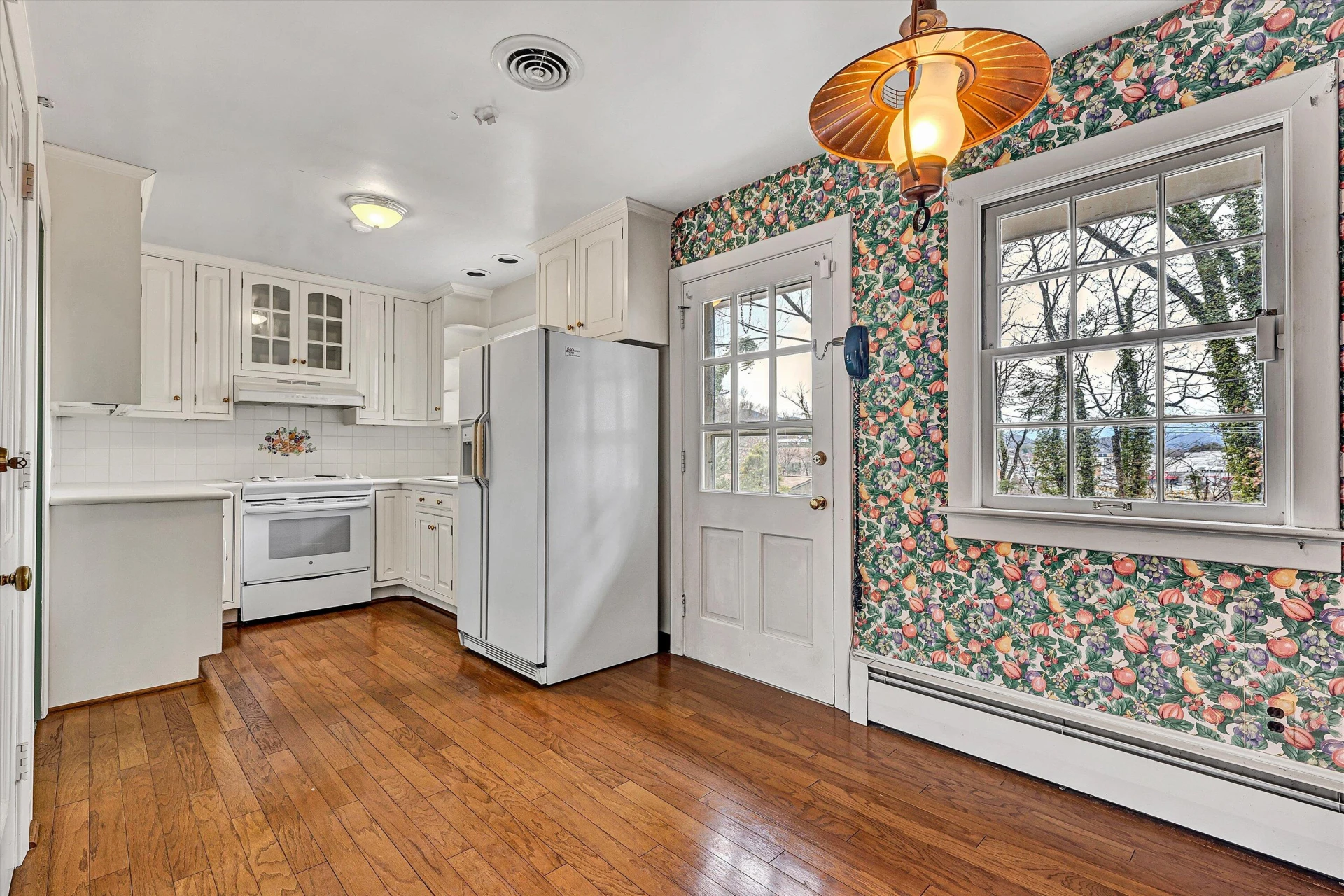 3751 Londonderry DR - Photo 16