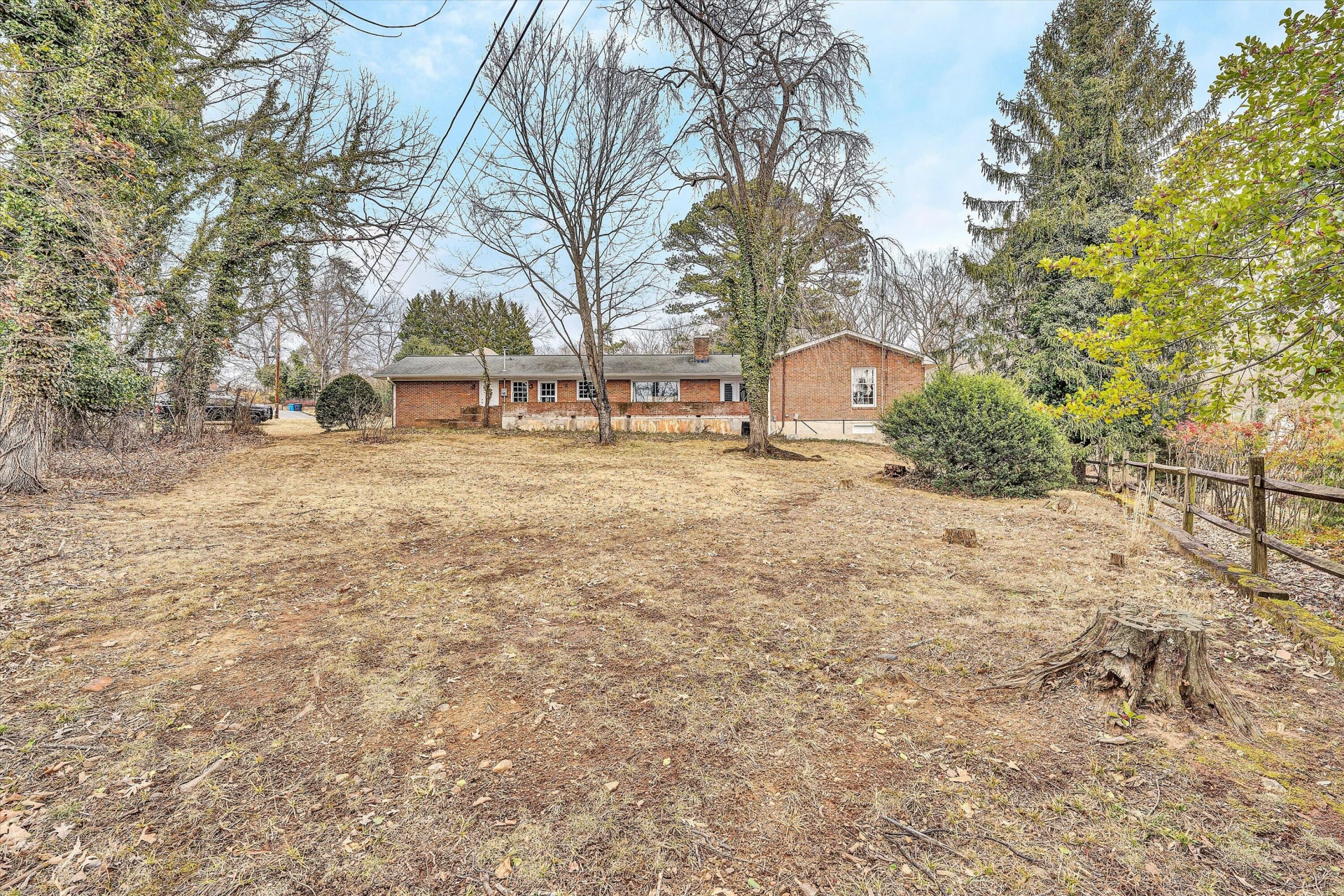 3751 Londonderry DR - Photo 38