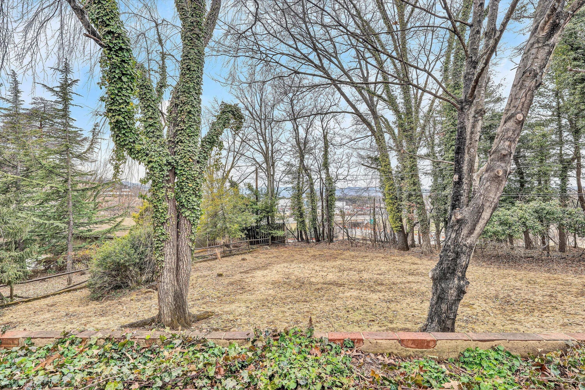 3751 Londonderry DR - Photo 42