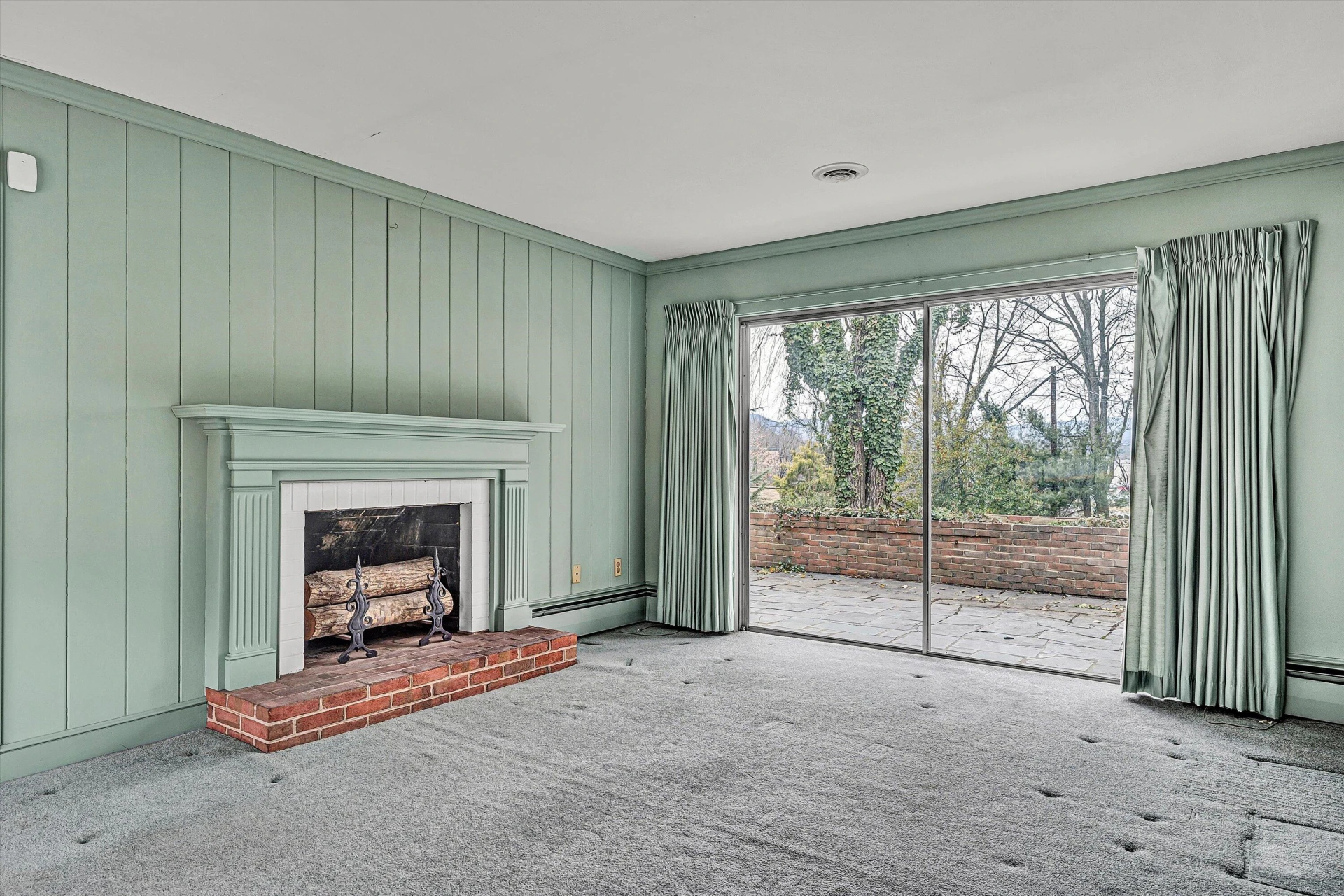 3751 Londonderry DR - Photo 10