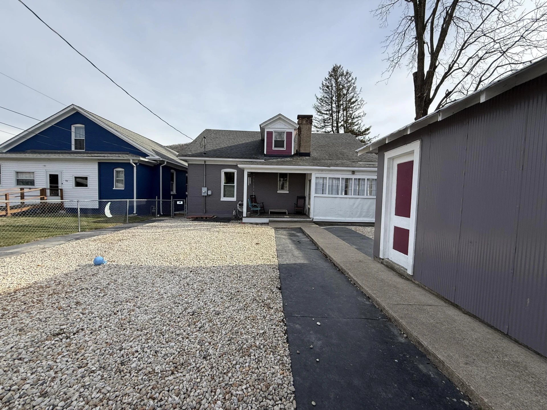 120 Ridgway ST - Photo 3