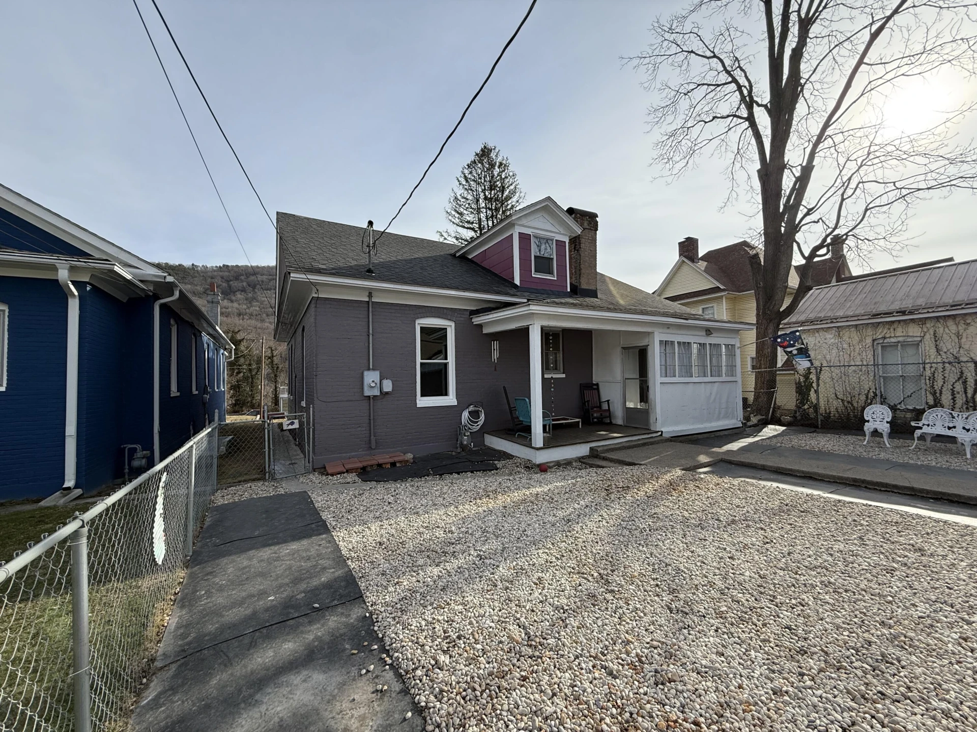 120 Ridgway ST - Photo 5