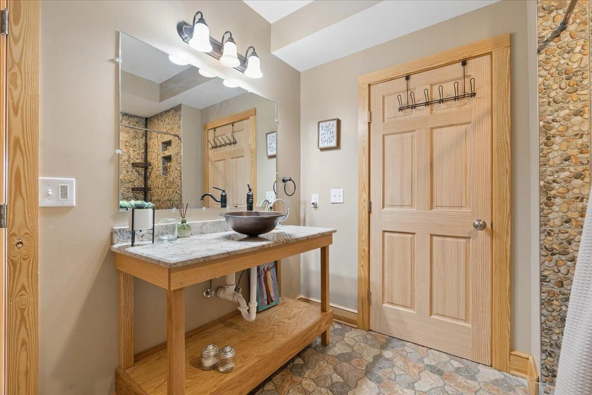 1429 Longview Estates DR - Photo 38