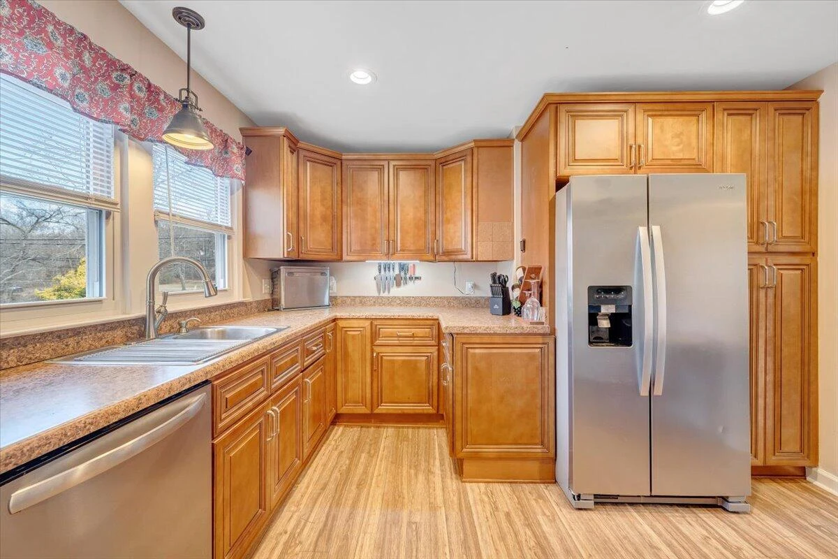 2721 Garden City BLVD - Photo 16