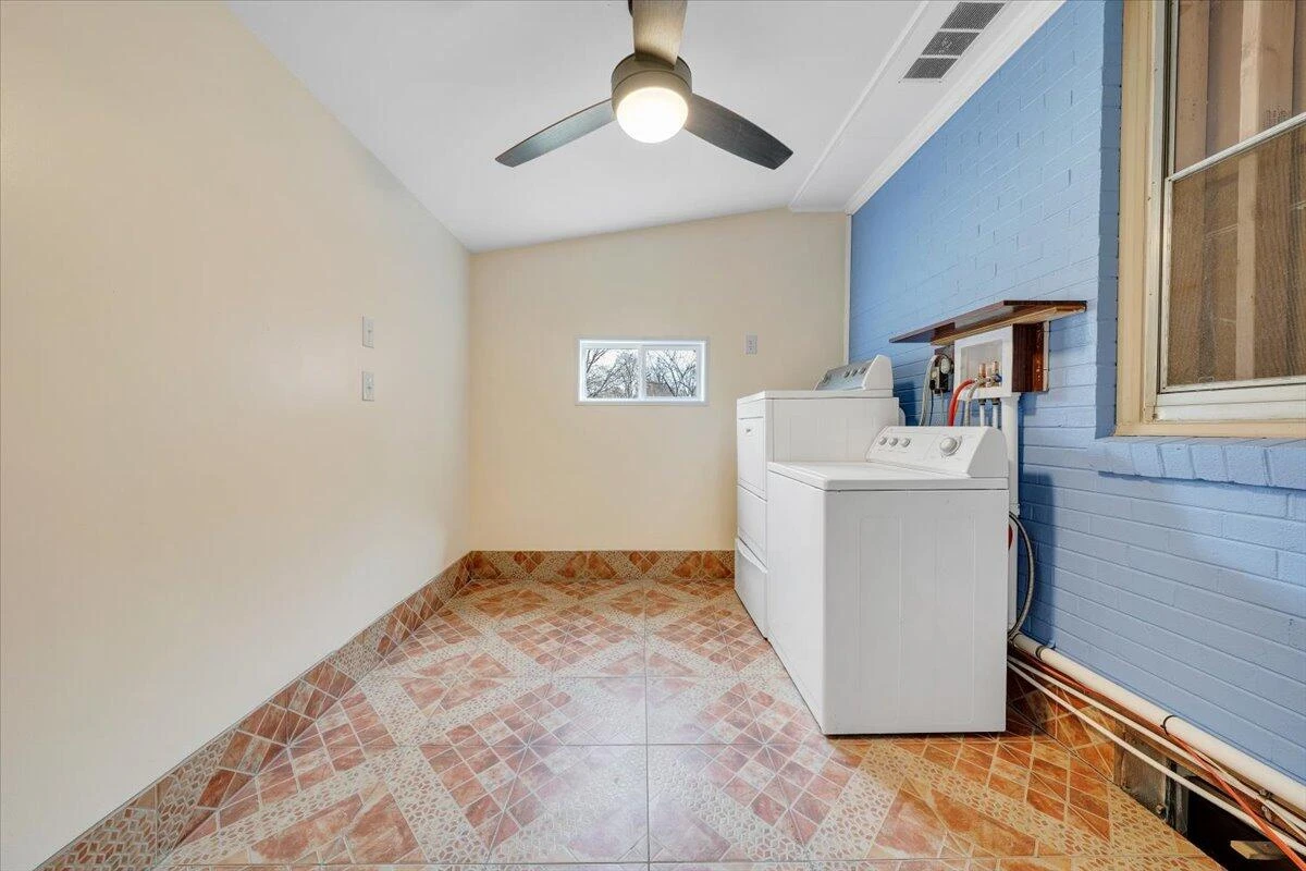 5001 Hildebrand RD - Photo 33