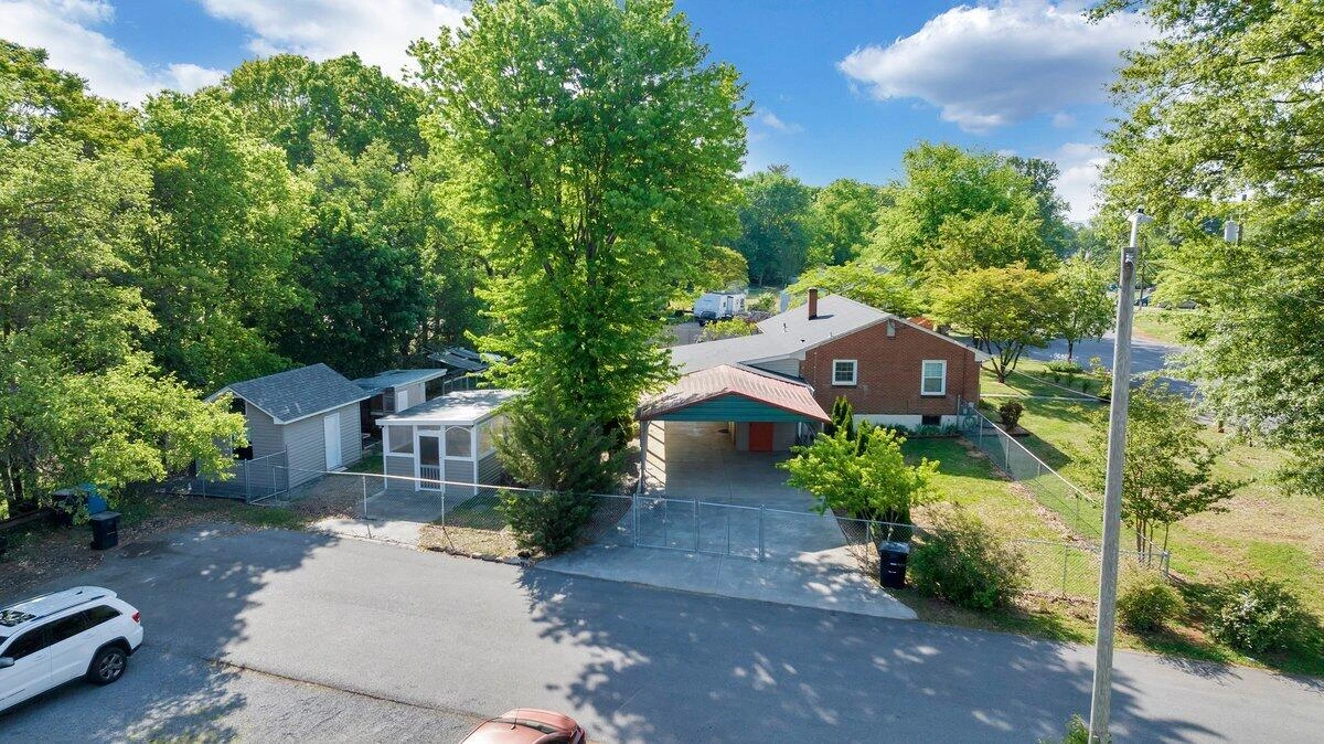 5001 Hildebrand RD - Photo 69