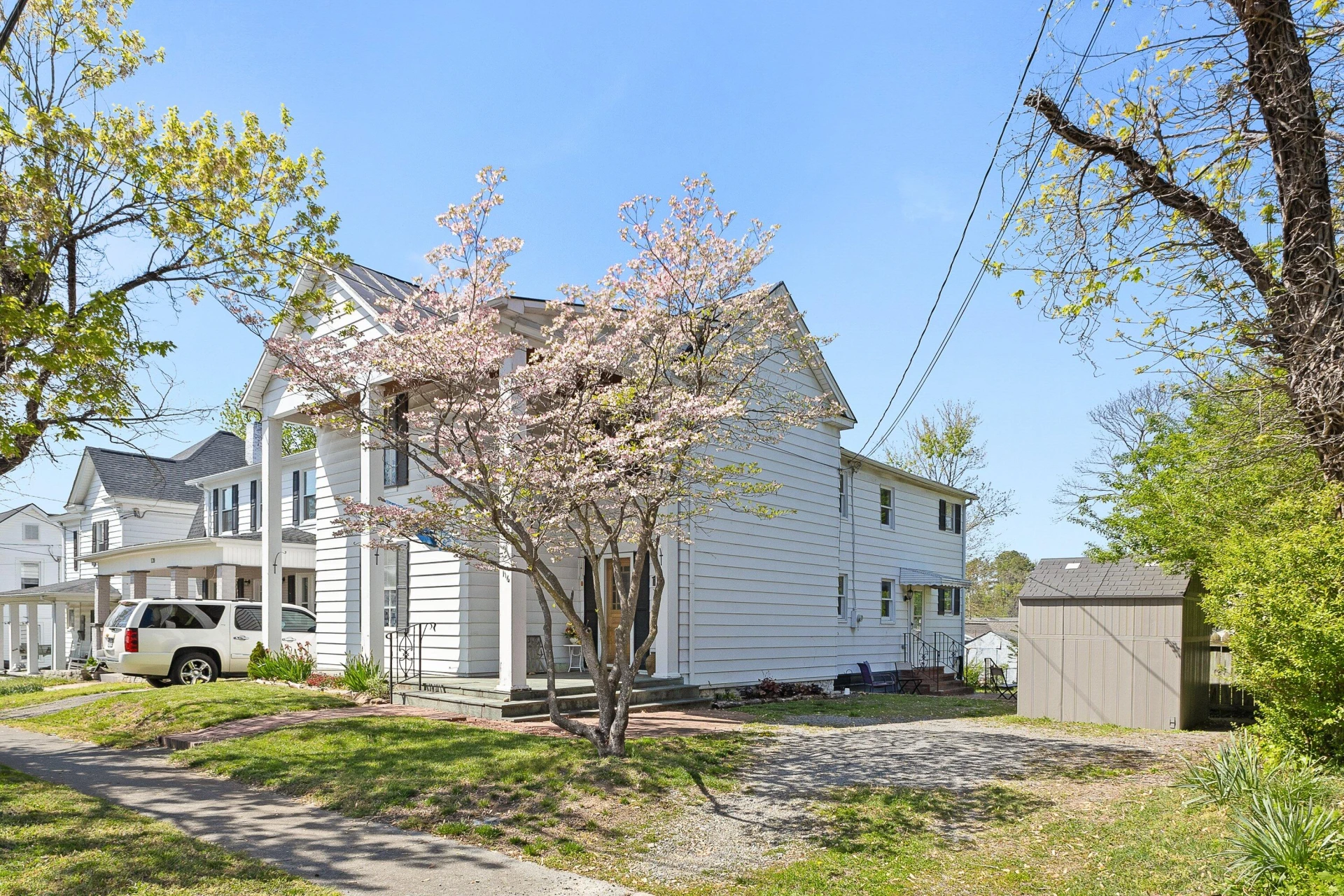 116 Cedar AVE