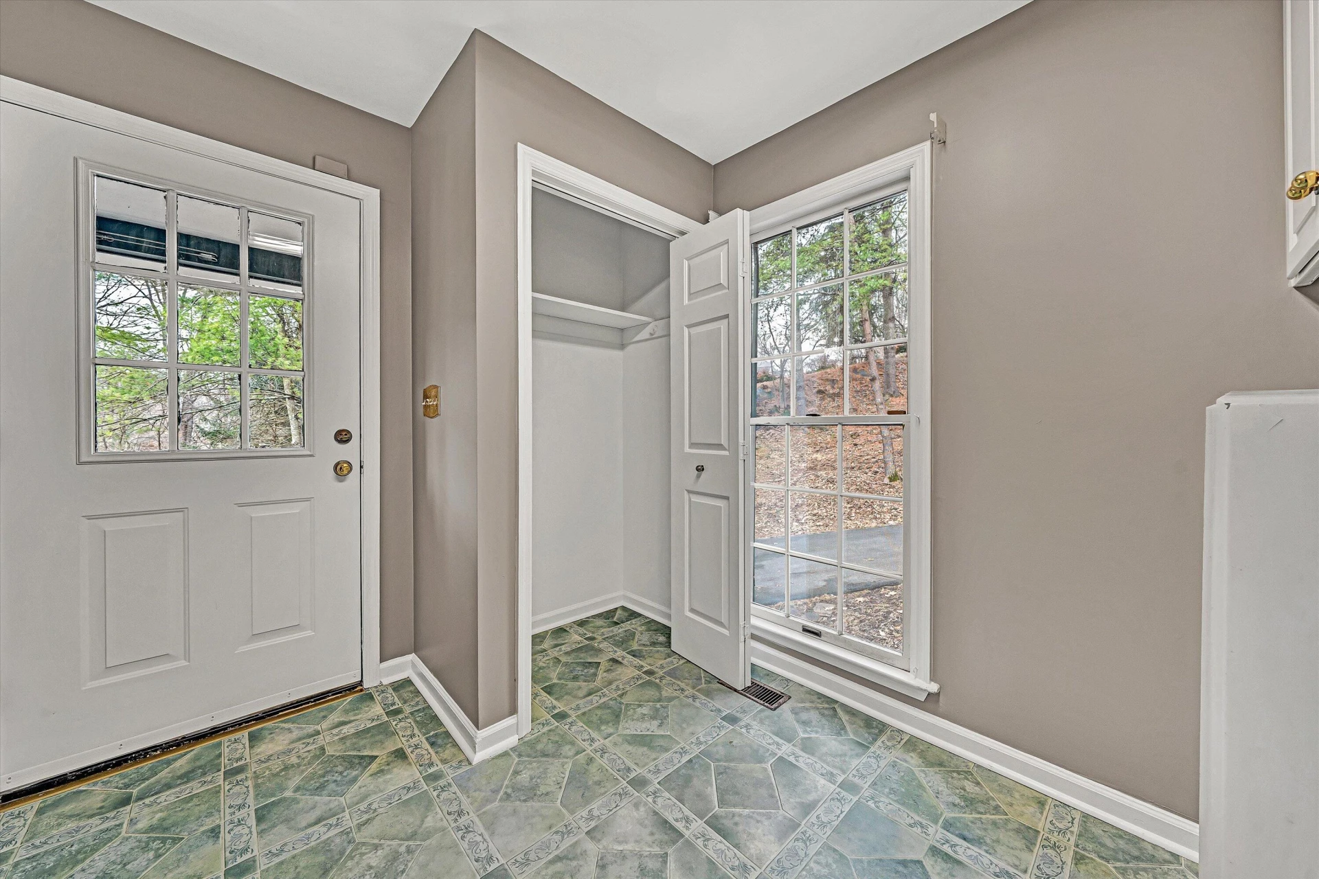 3014 Circle DR - Photo 25