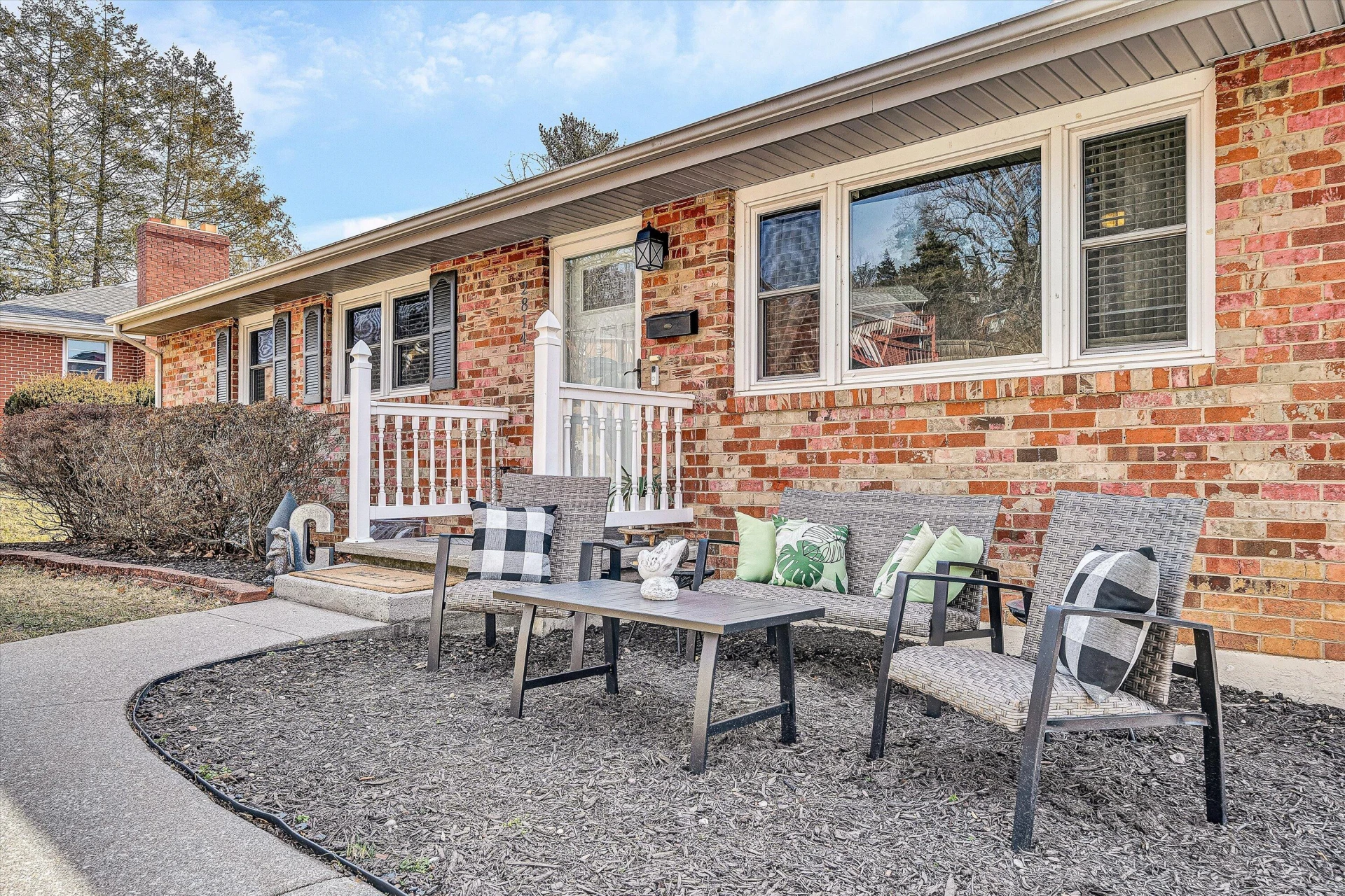 2814 Montvale RD - Photo 5