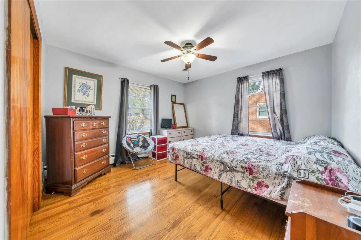 909 Chester AVE - Photo 19