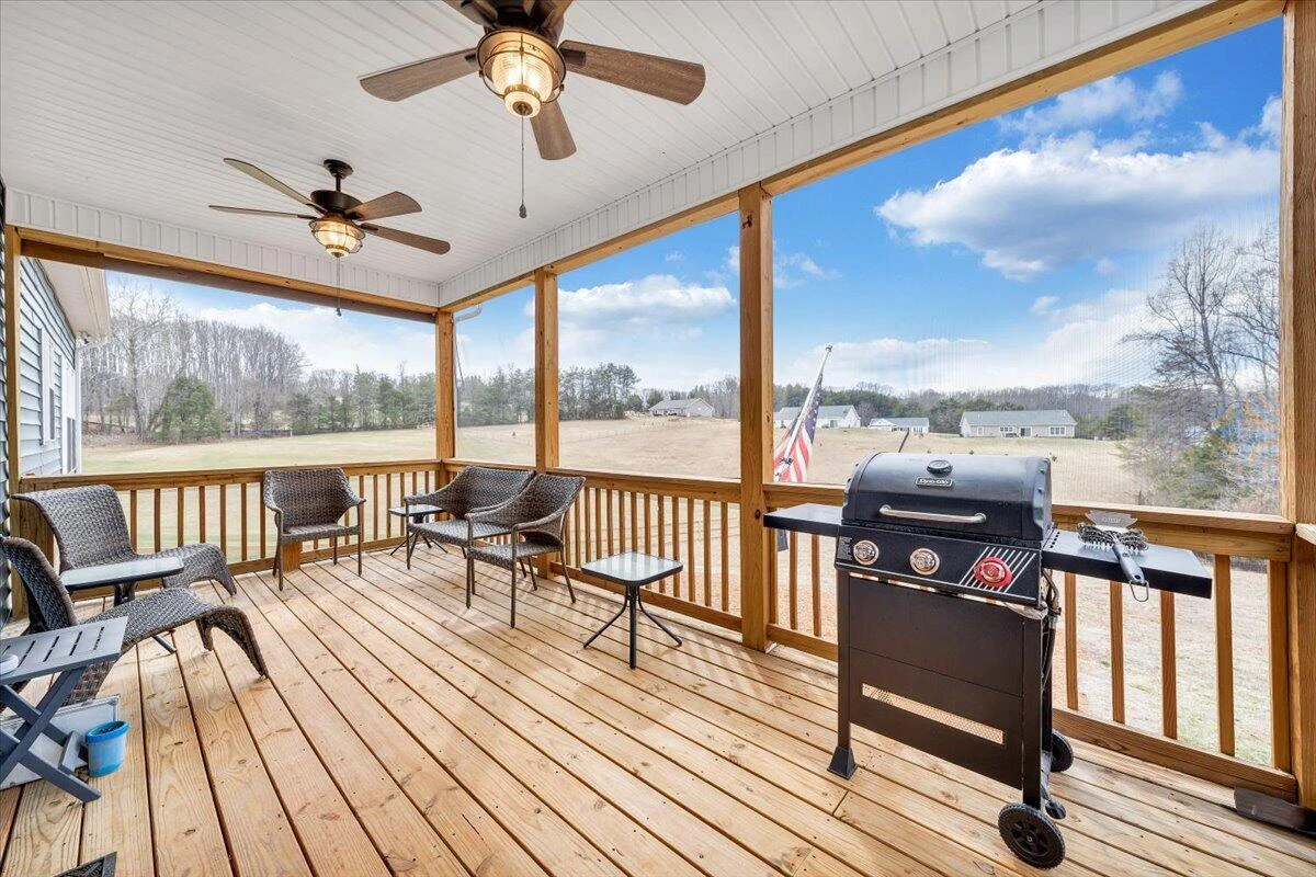 131 Belvior CIR - Photo 30