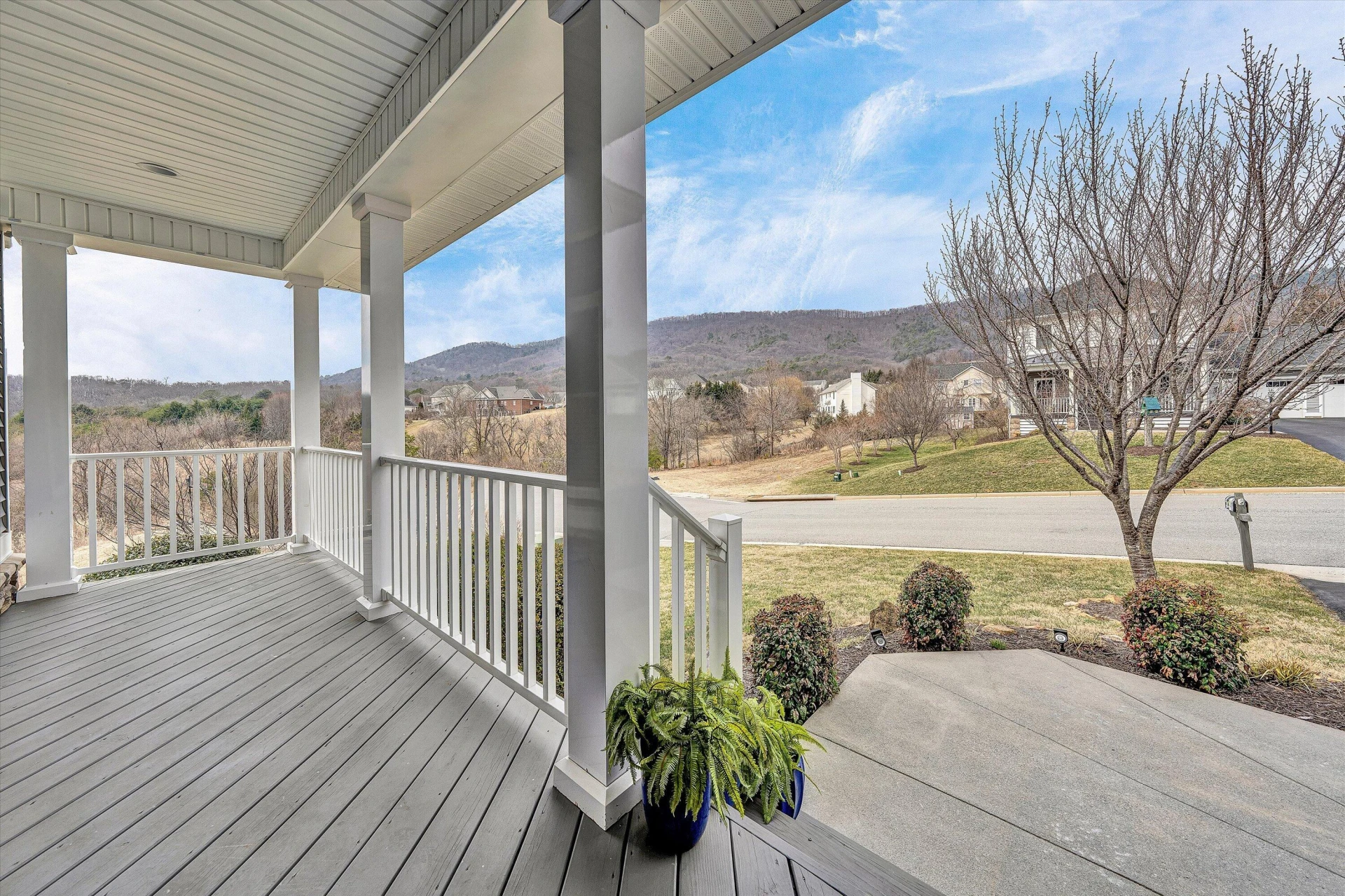 5690 Sullivan LN - Photo 13