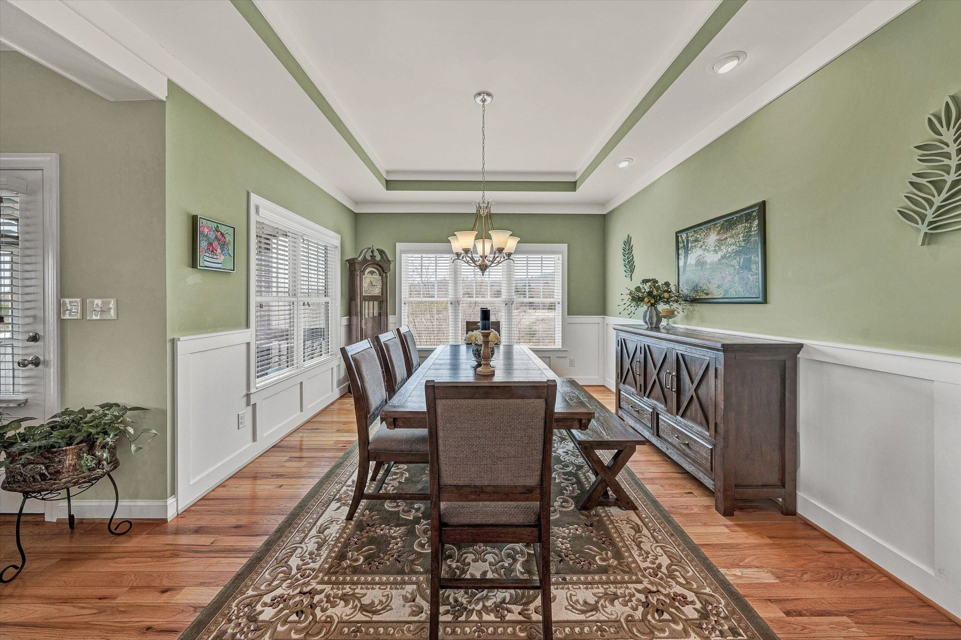 5690 Sullivan LN - Photo 16
