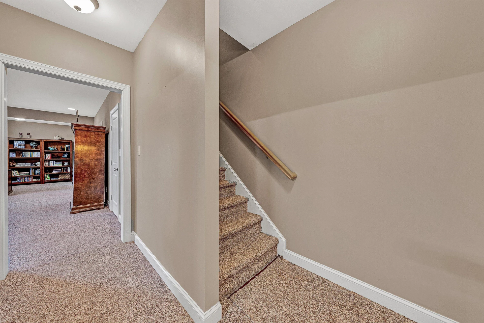 5690 Sullivan LN - Photo 44