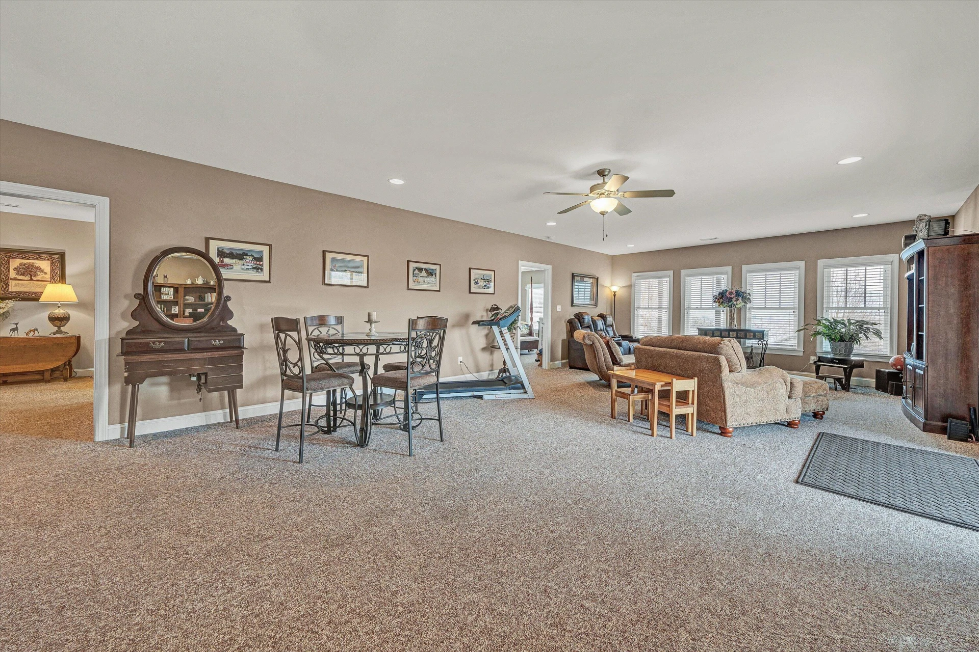 5690 Sullivan LN - Photo 47