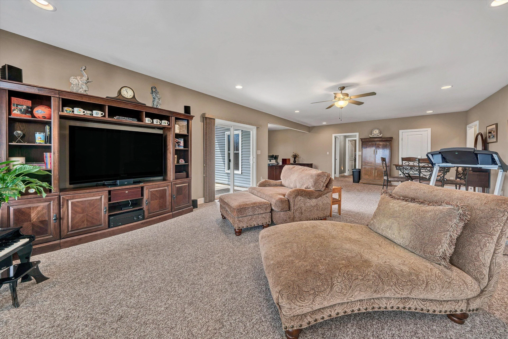 5690 Sullivan LN - Photo 49