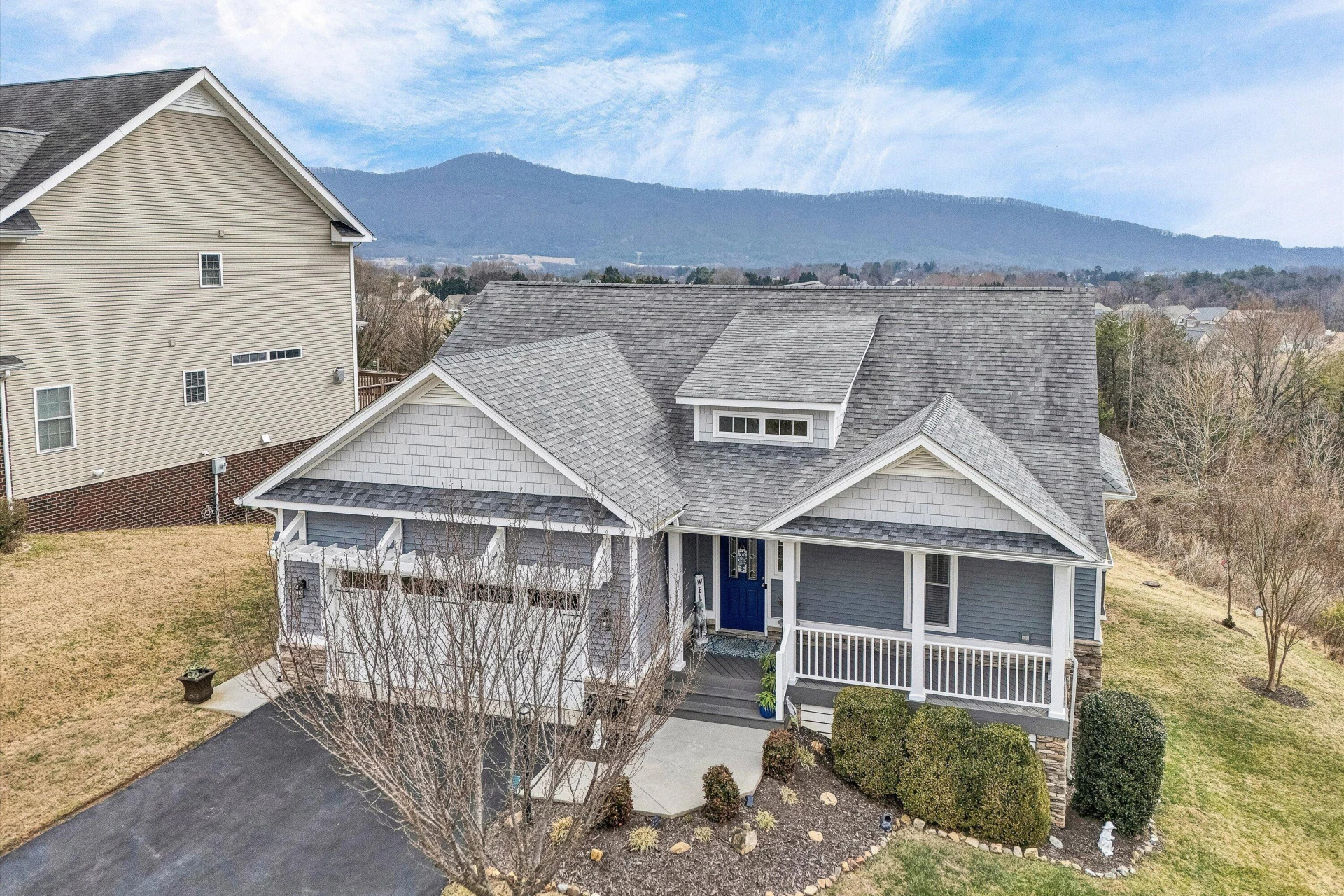 5690 Sullivan LN - Photo 8