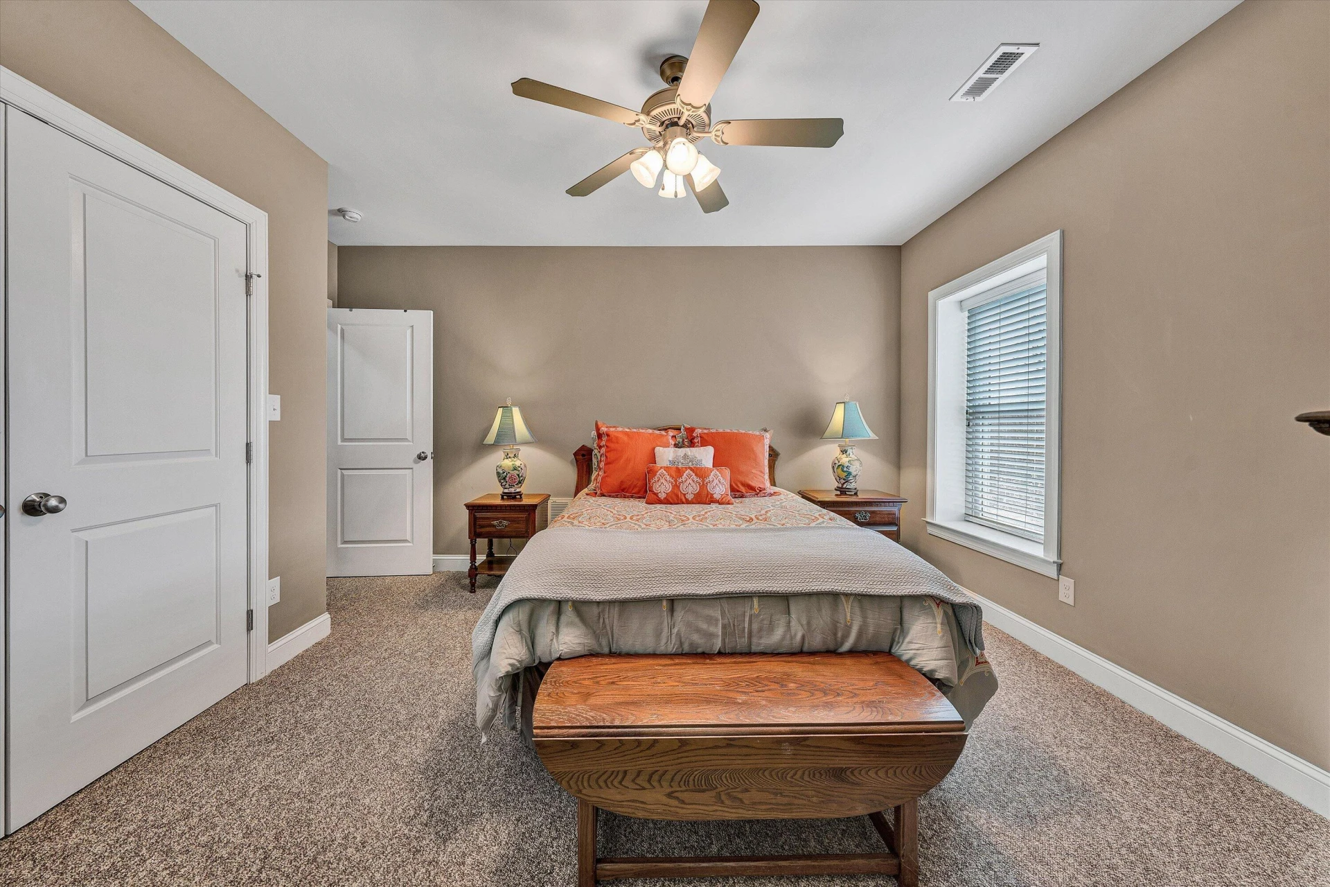 5690 Sullivan LN - Photo 54