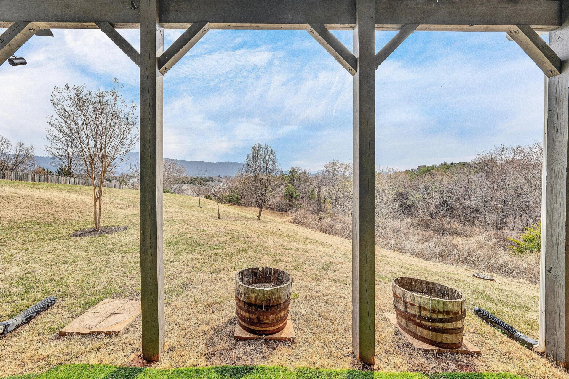 5690 Sullivan LN - Photo 60