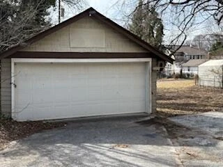 2136 Westover AVE - Photo 9