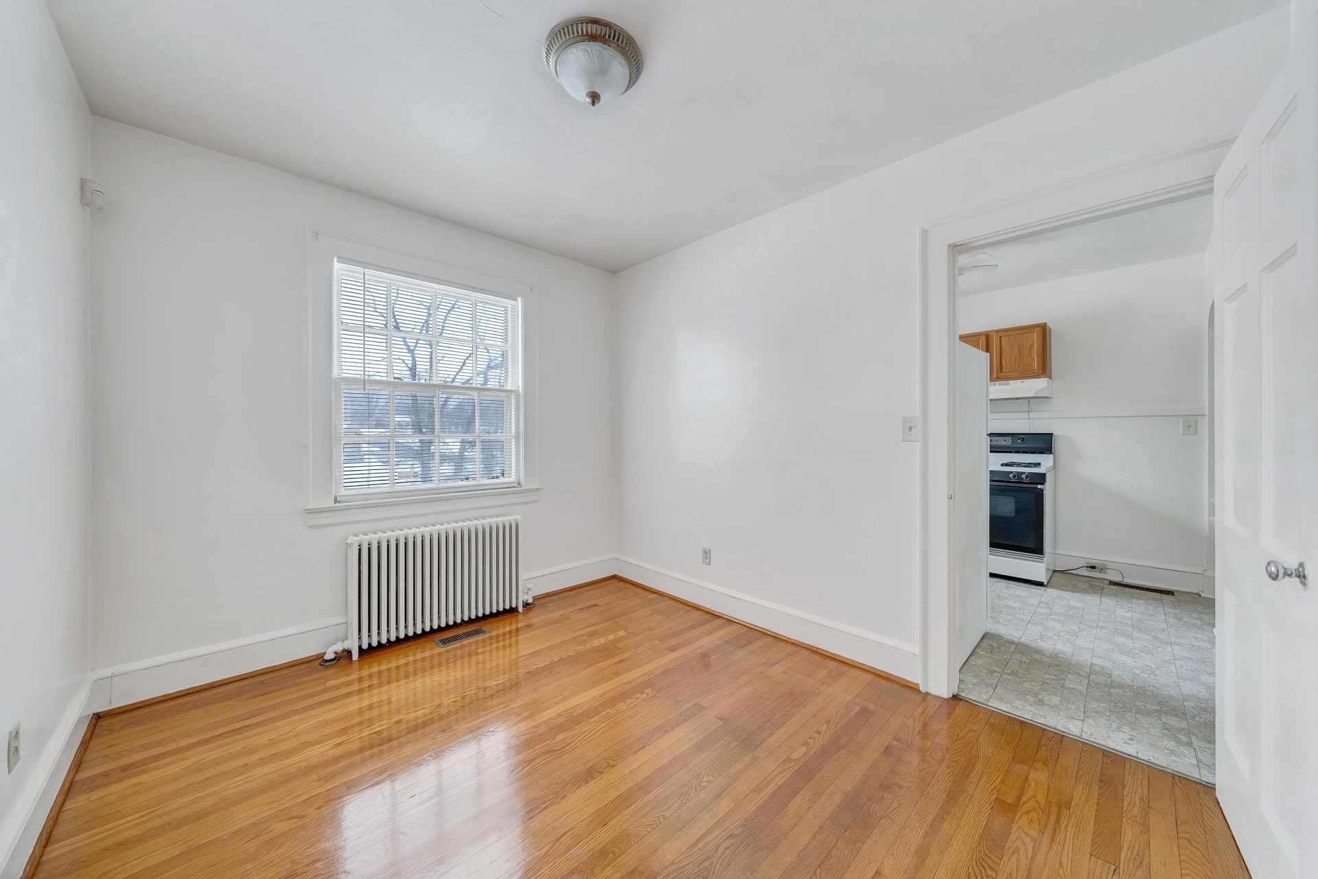 1605 Syracuse AVE - Photo 11