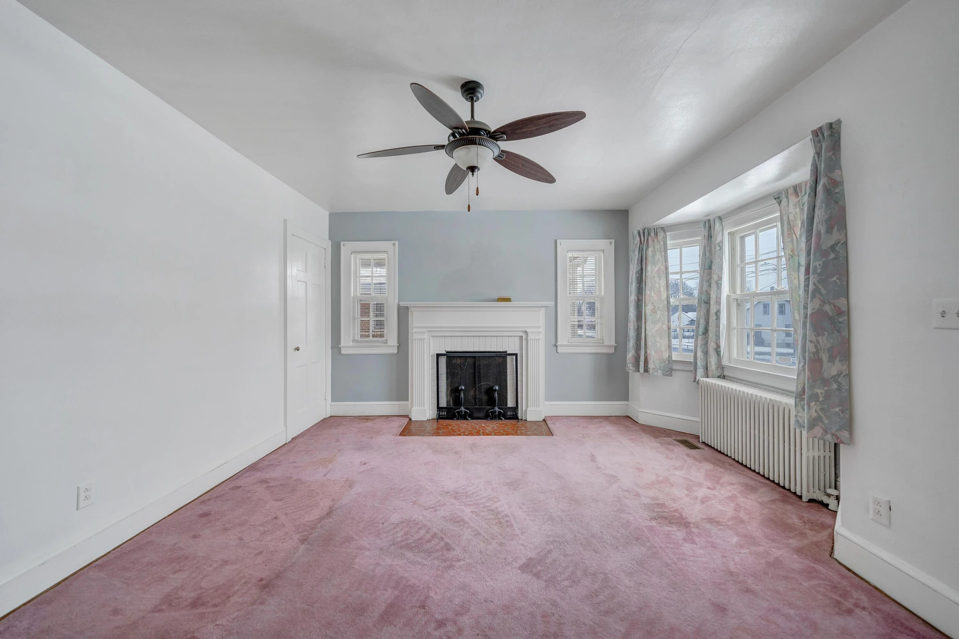 1605 Syracuse AVE - Photo 3