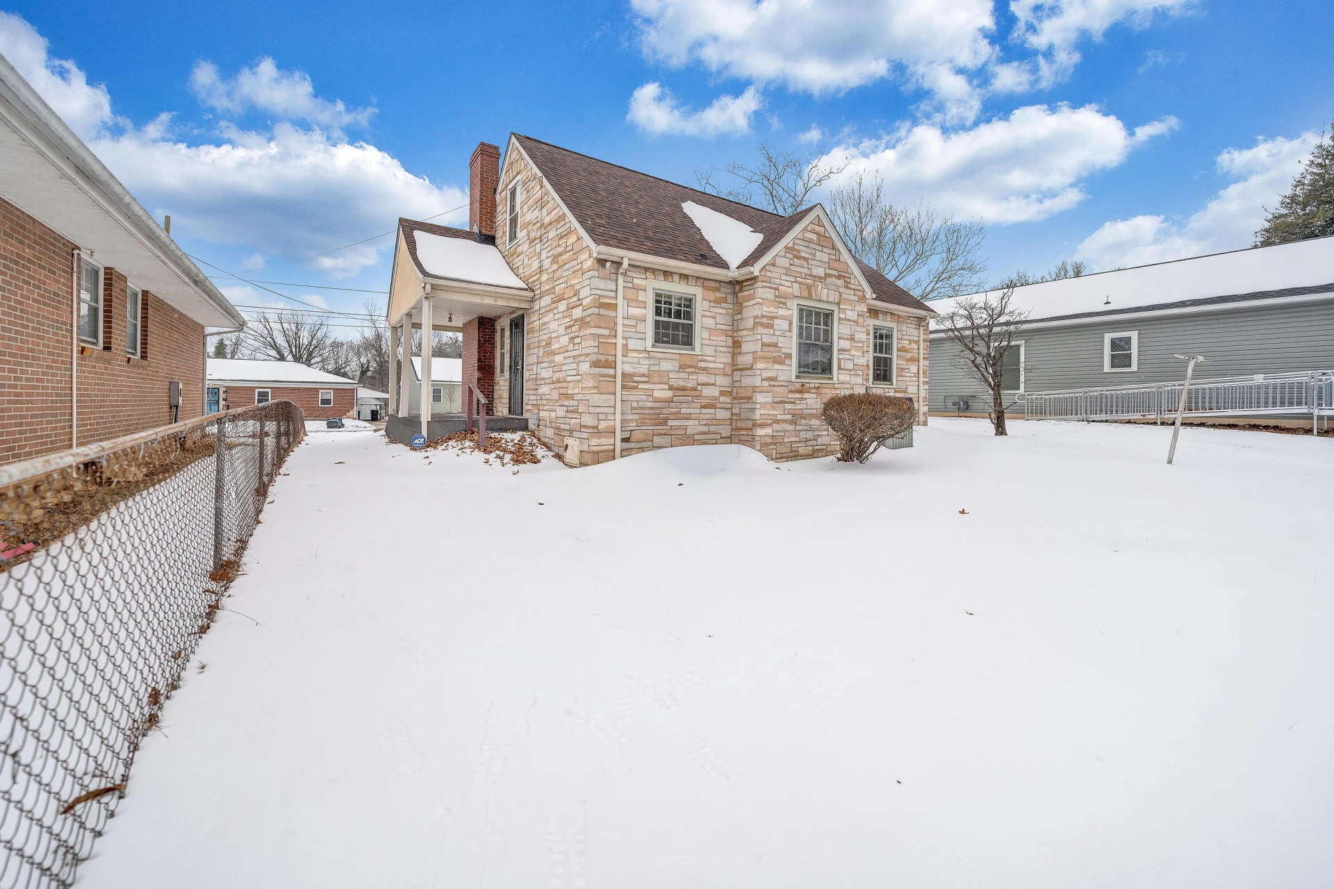 1605 Syracuse AVE - Photo 33