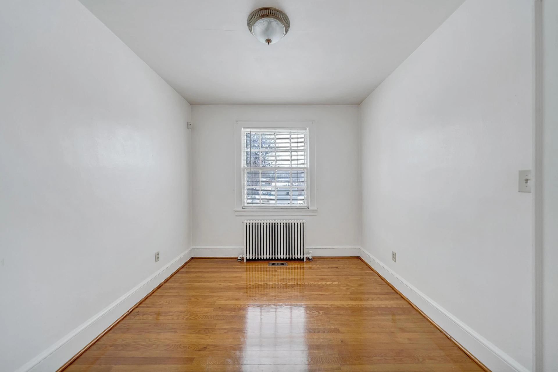 1605 Syracuse AVE - Photo 7