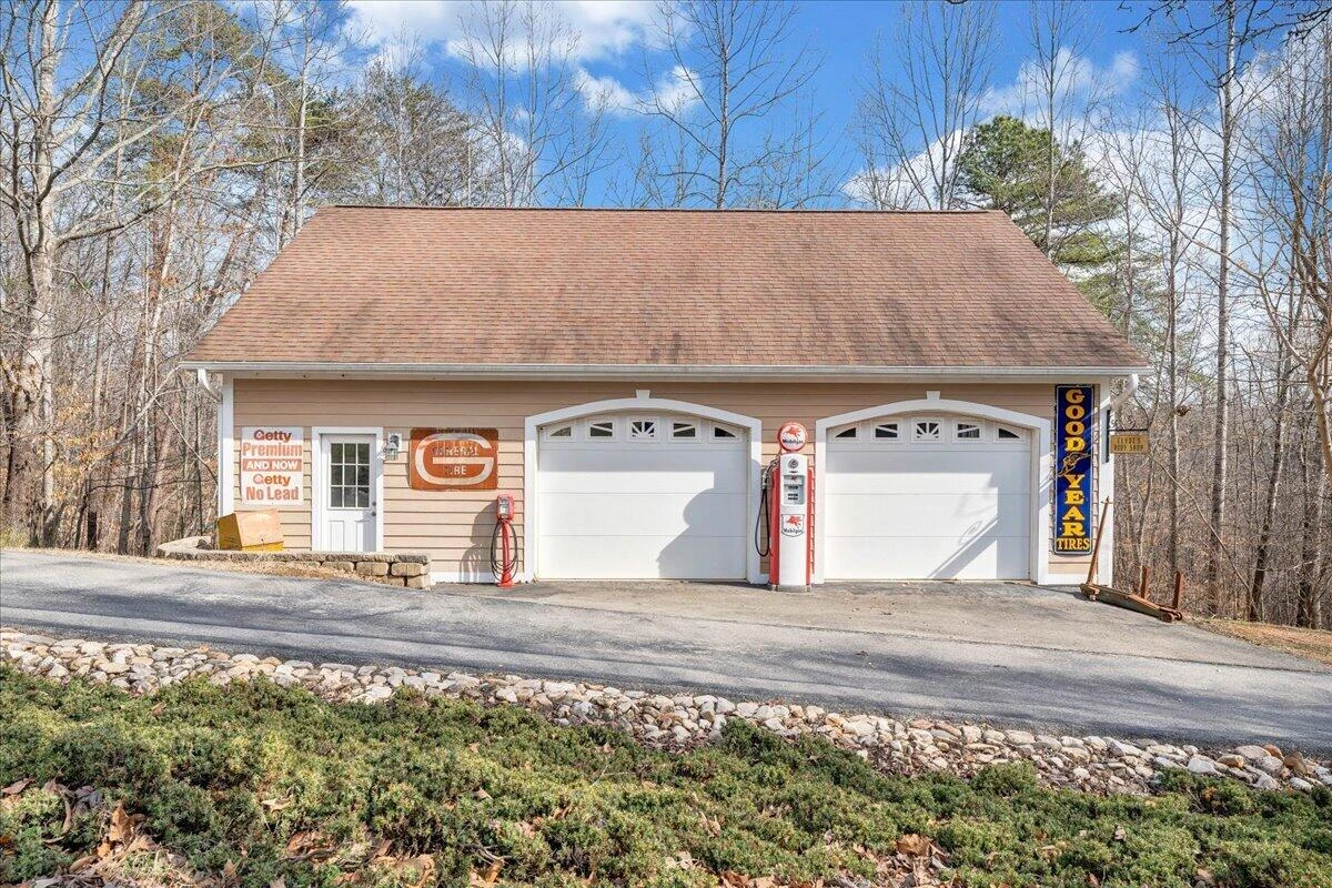 2580 Lakewood Forest RD - Photo 107