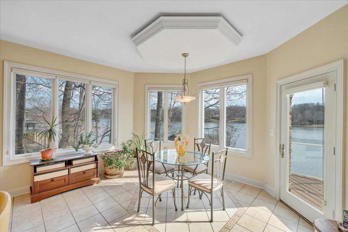2580 Lakewood Forest RD - Photo 33