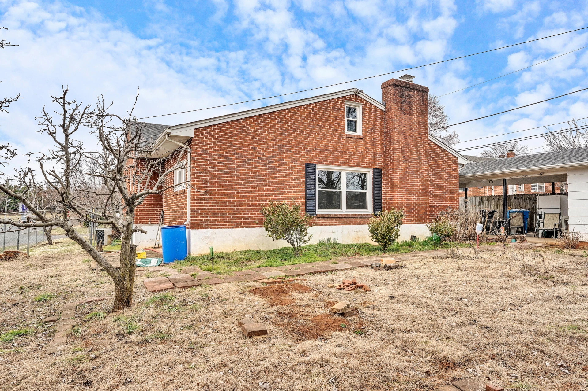 2601 Hebert ST - Photo 27
